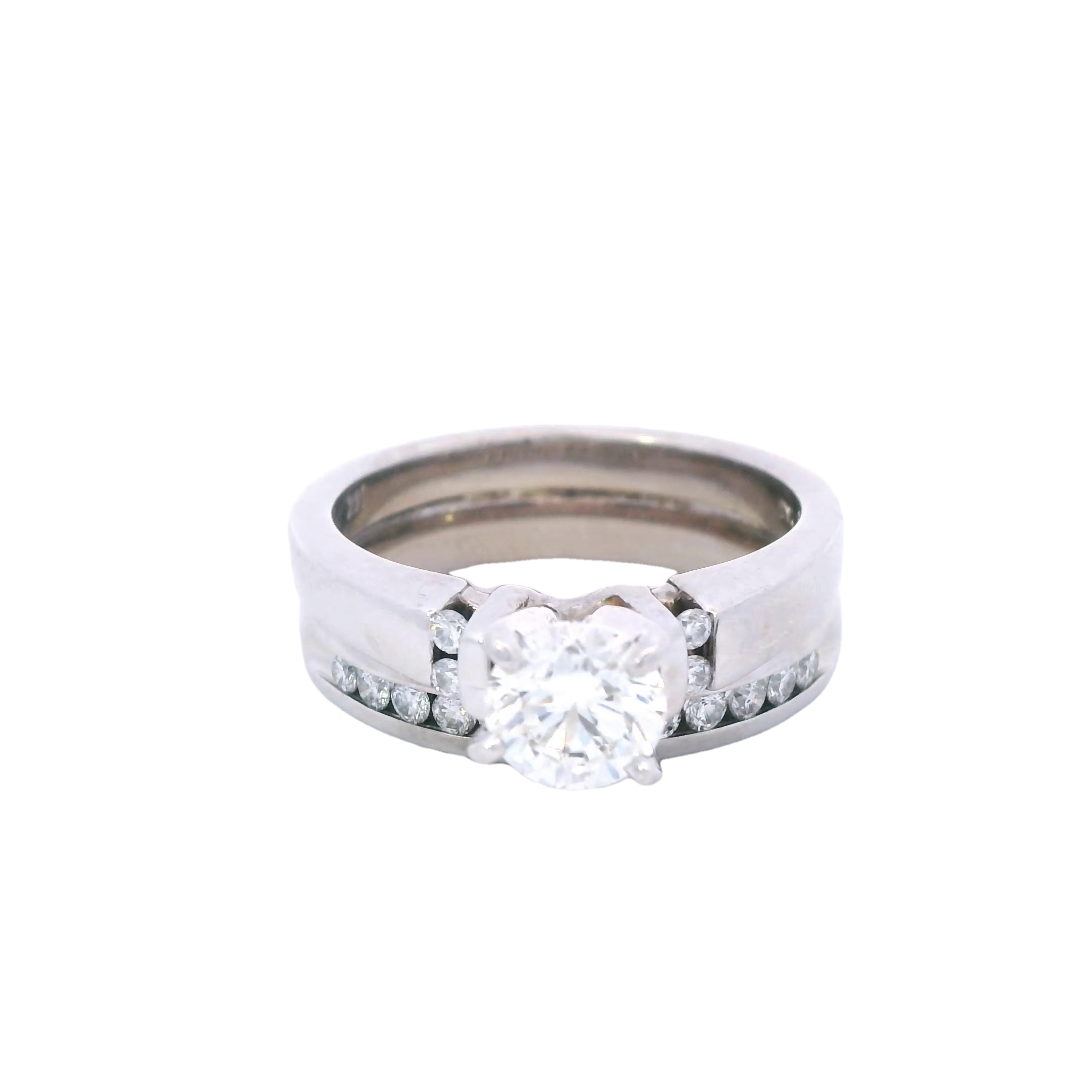 Estate Collection: 14K White Gold Round-Cut Diamond Engagement Ring With Band