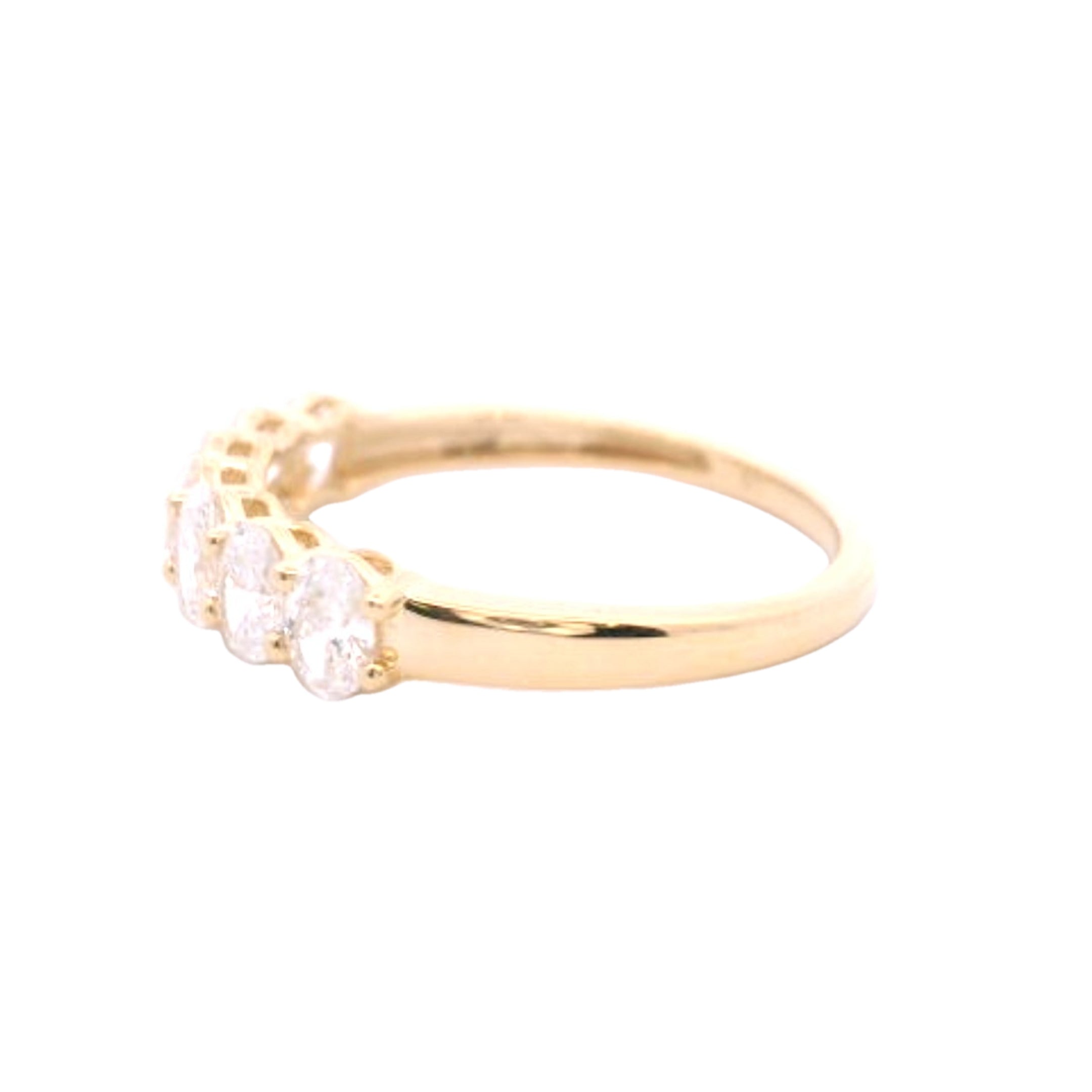 14K Yellow Gold 1.0ct Oval Lab-Grown Diamond Band