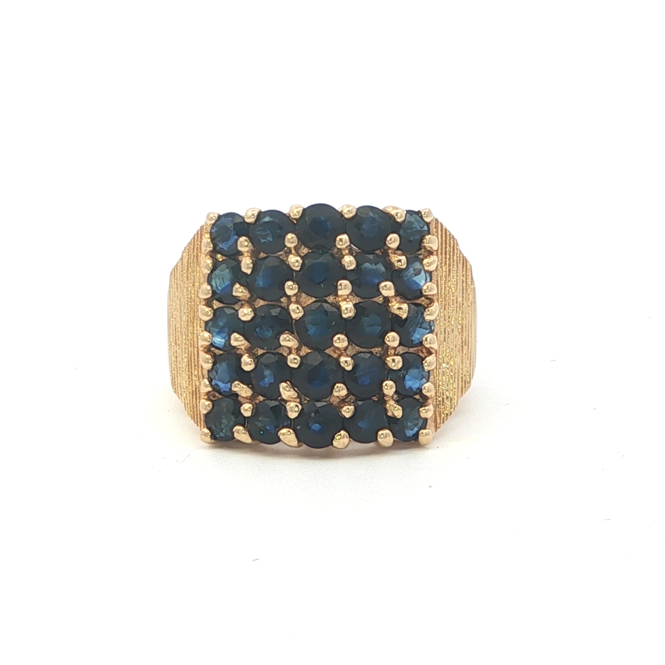 Estate Collection: 14K Yellow Gold 3CTW. Blue Sapphire Fashion Ring