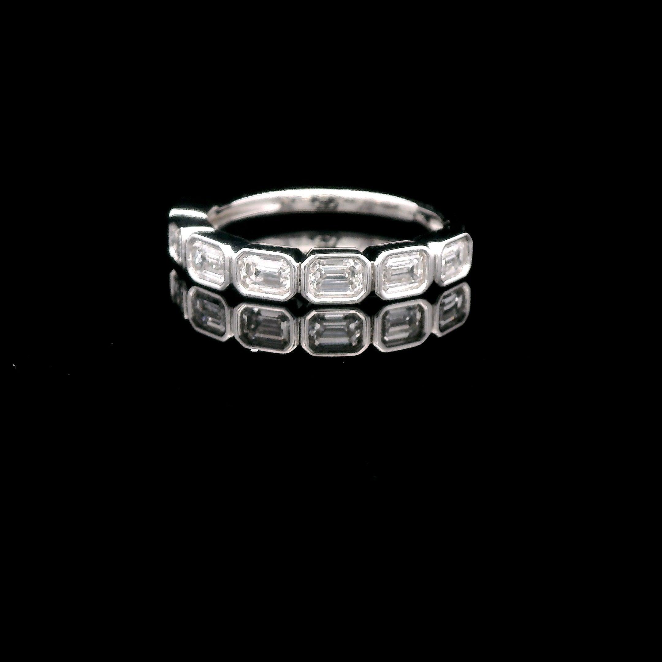 14k White Gold Emerald Bezel Lab-Grown Diamond Band
