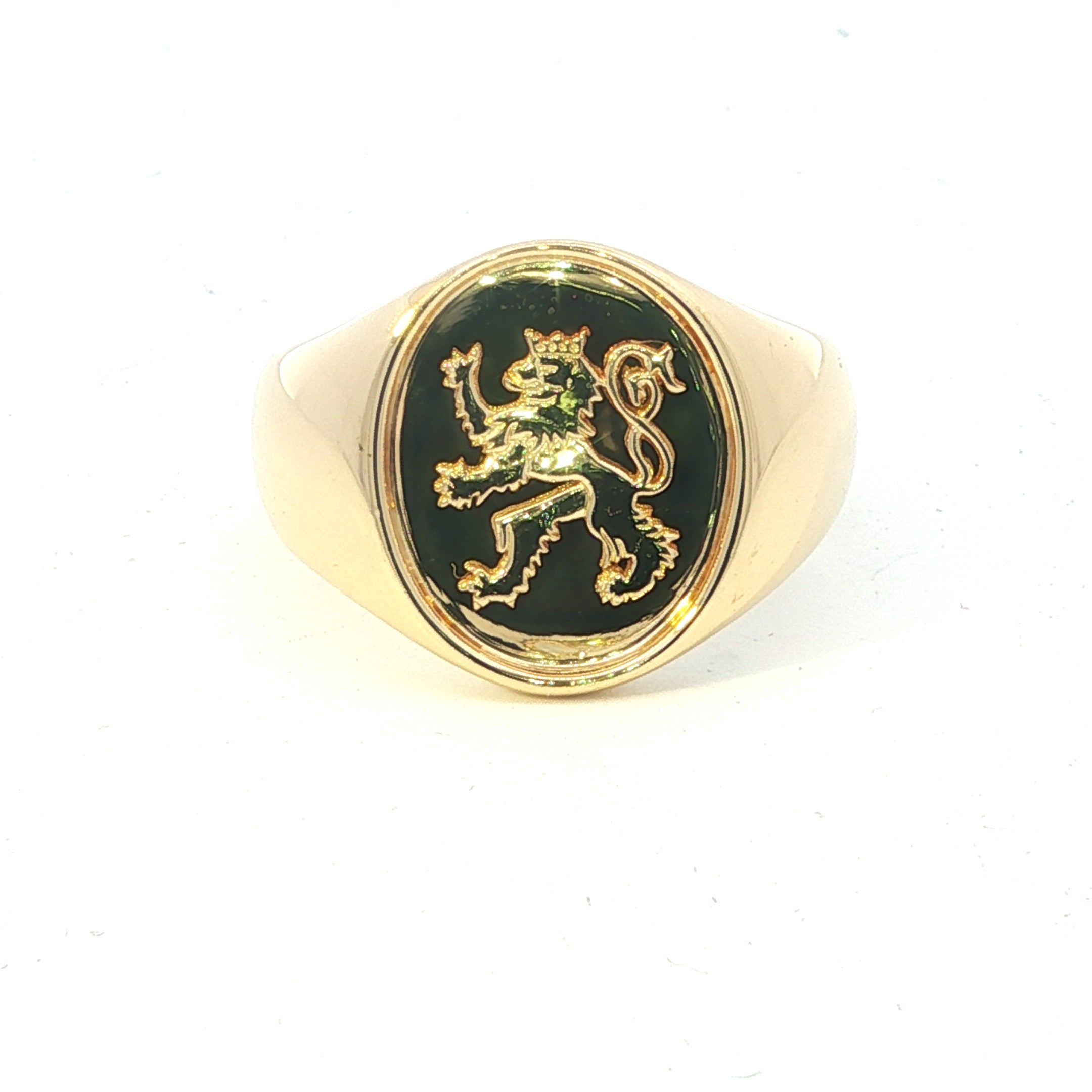 Estate Collection: 18K Yellow Gold Lion Rampant Signet Men's Signet Ring