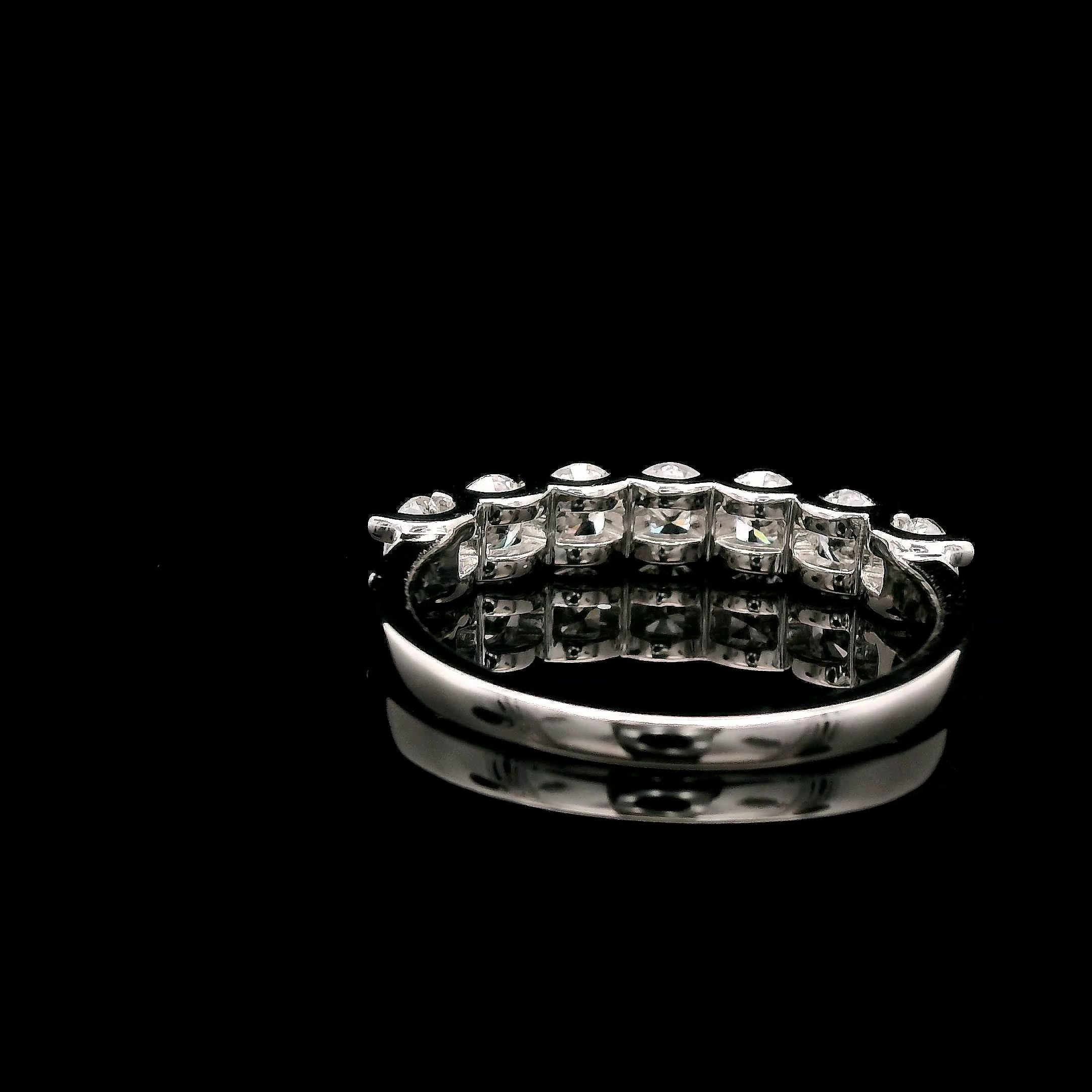 14K White Gold 1CT. Round Lab-Grown 7 Diamond Band