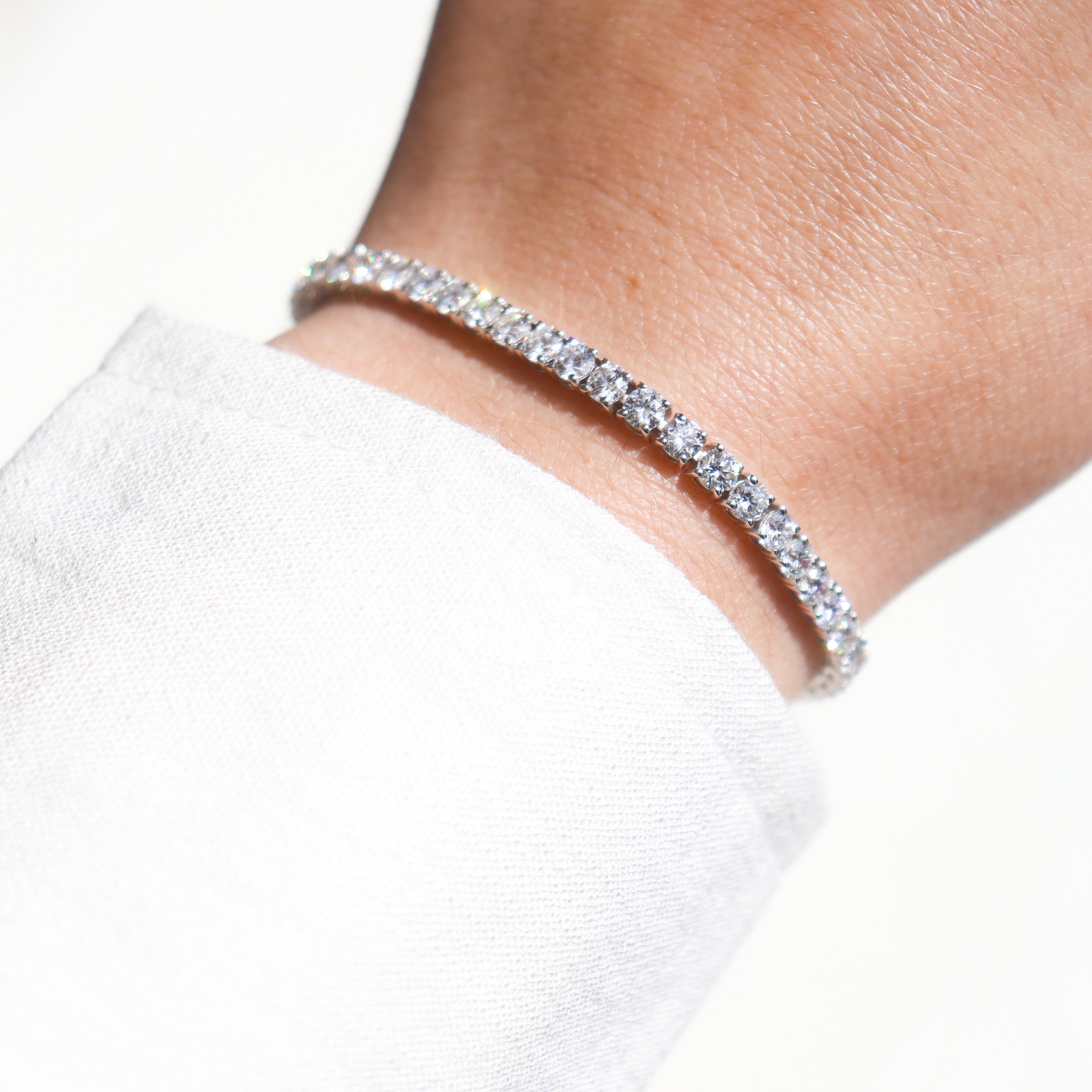14K White Gold 7CTW. Lab-Grown Diamond 7" Tennis Bracelet