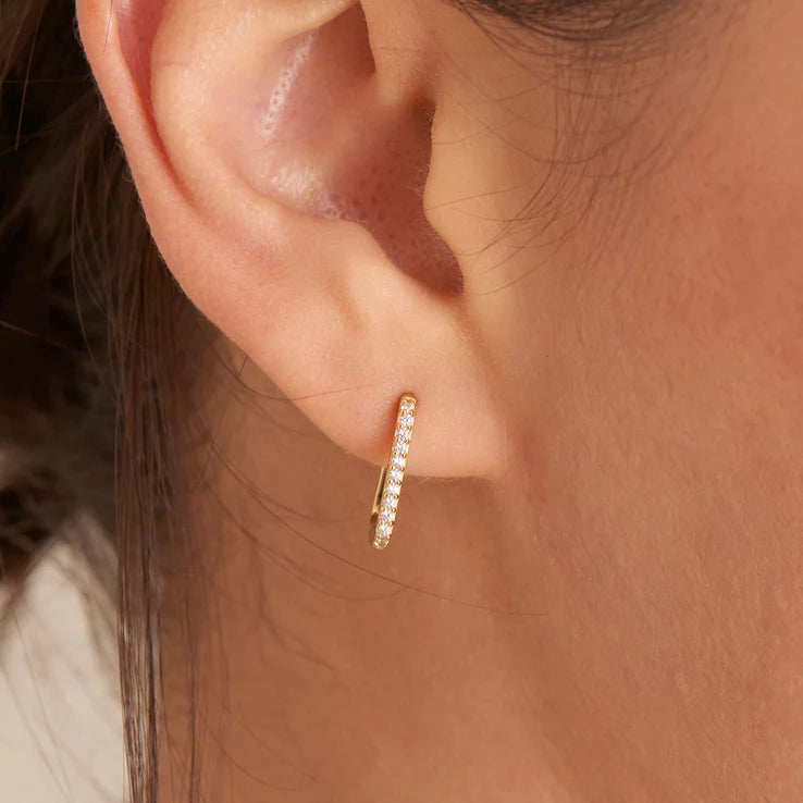 Ear View Gold Glam Oval Hoop Earrings