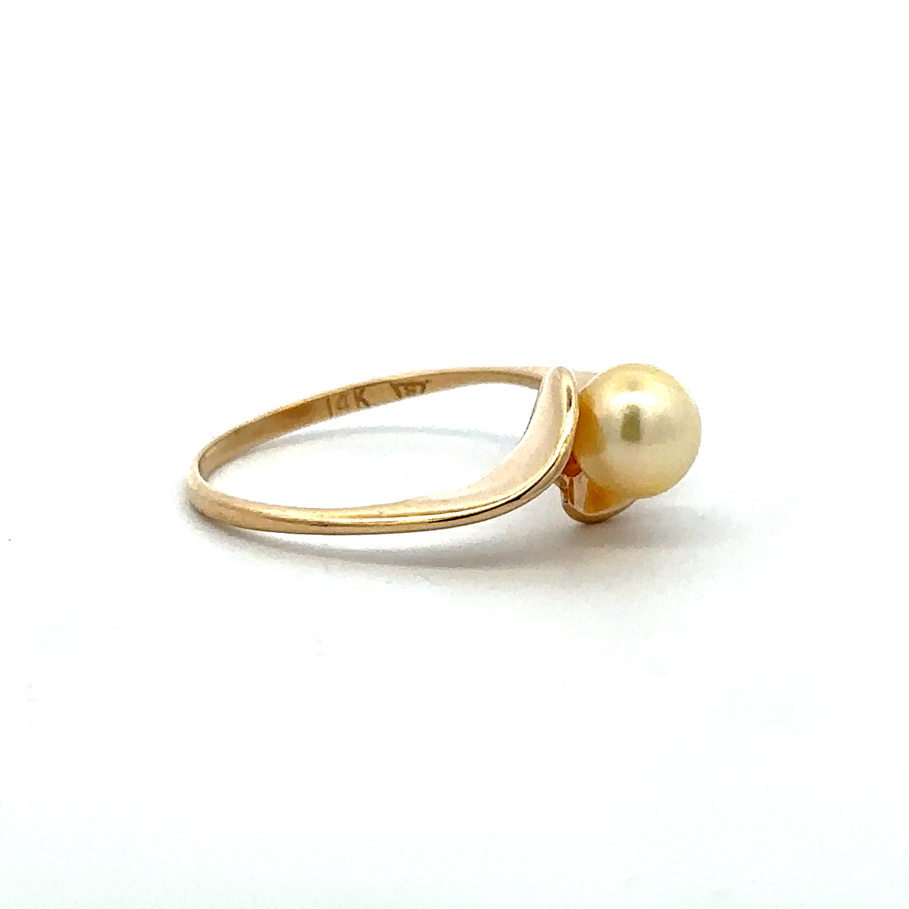 Estate Collection: 14K Yellow Gold Pearl Bypass Ring