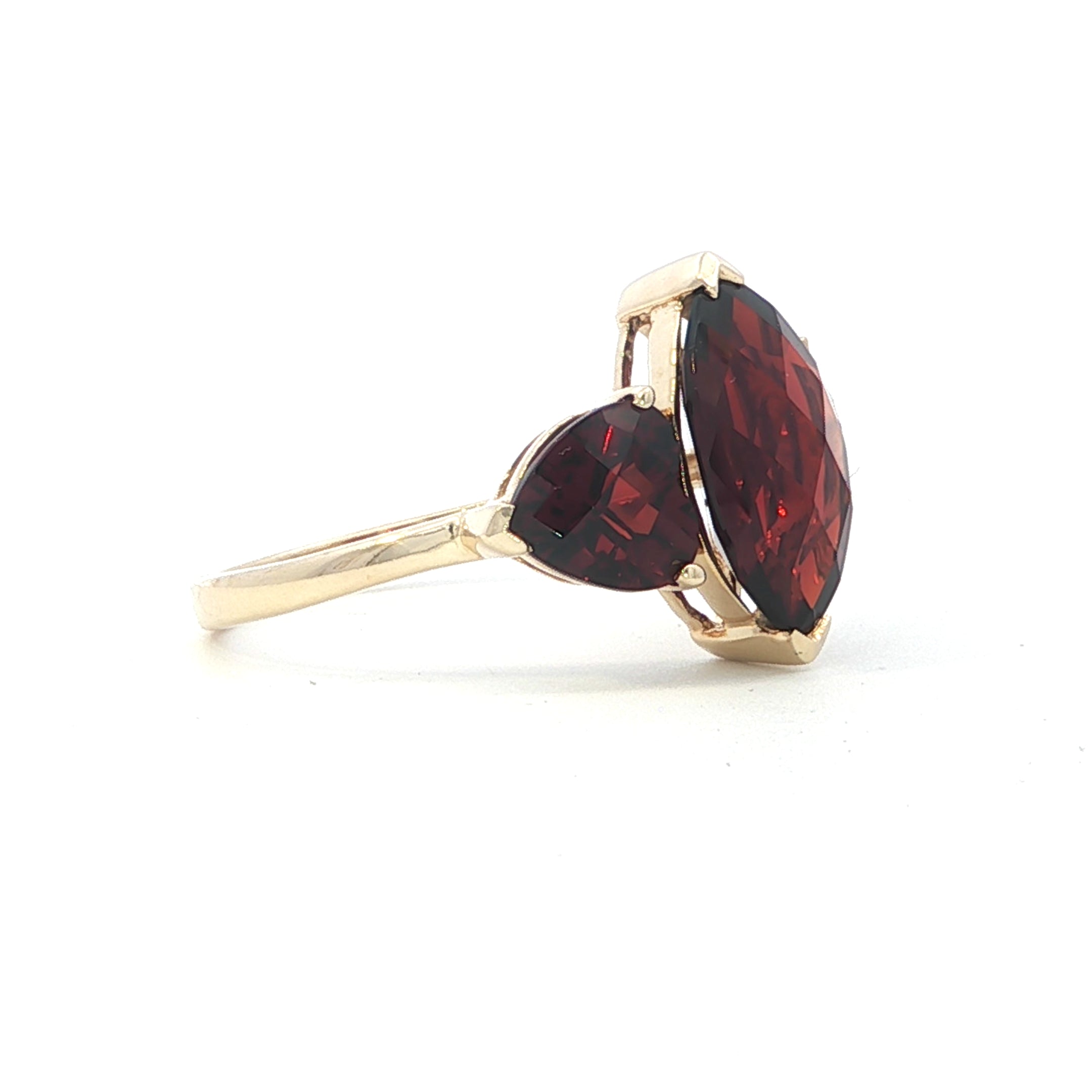 Estate Collection: 10K Yellow Gold 4CTW. Marquise & Heart Garnet 3-Stone Fashion Ring