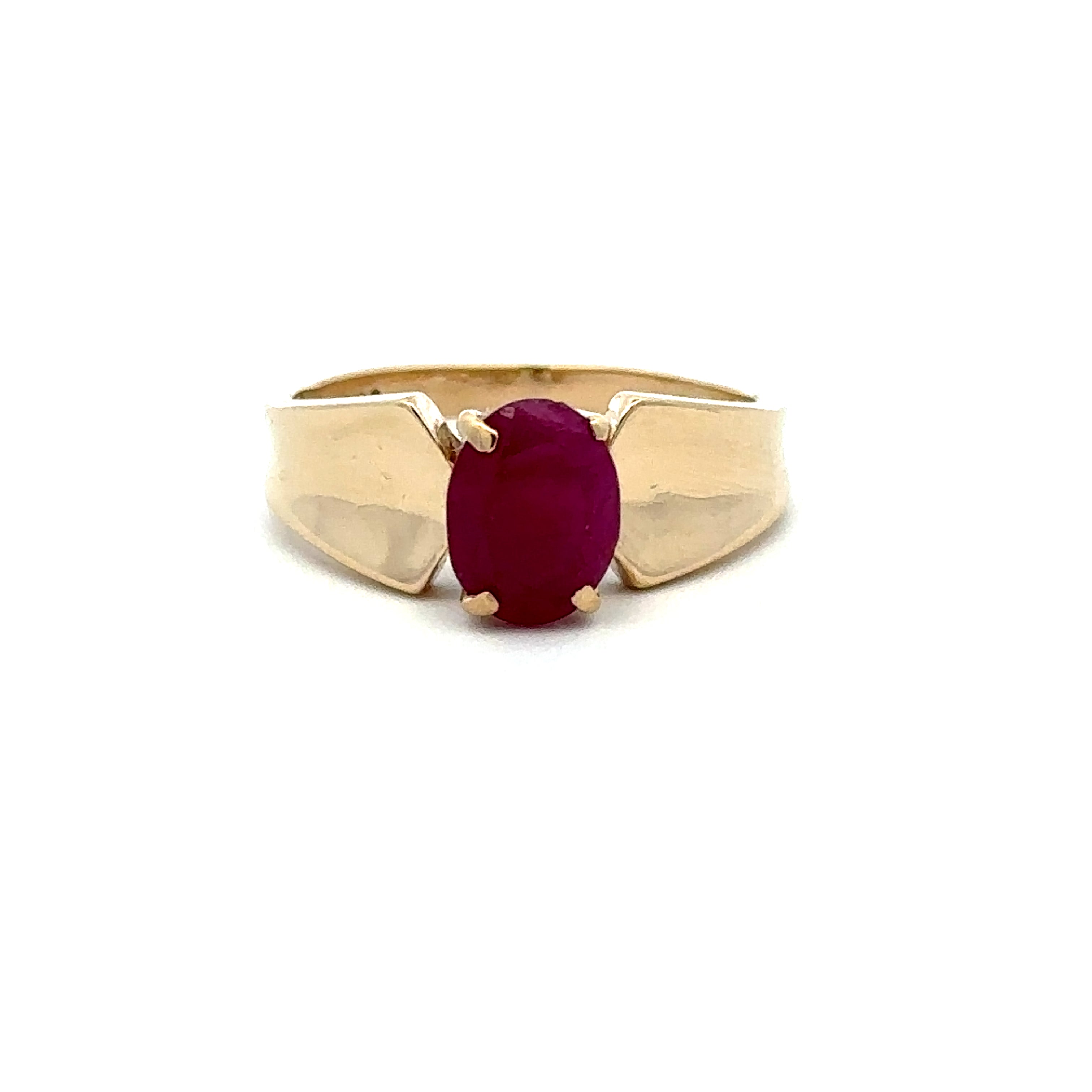 Estate Collection: 14K Yellow Gold Oval Ruby Ring