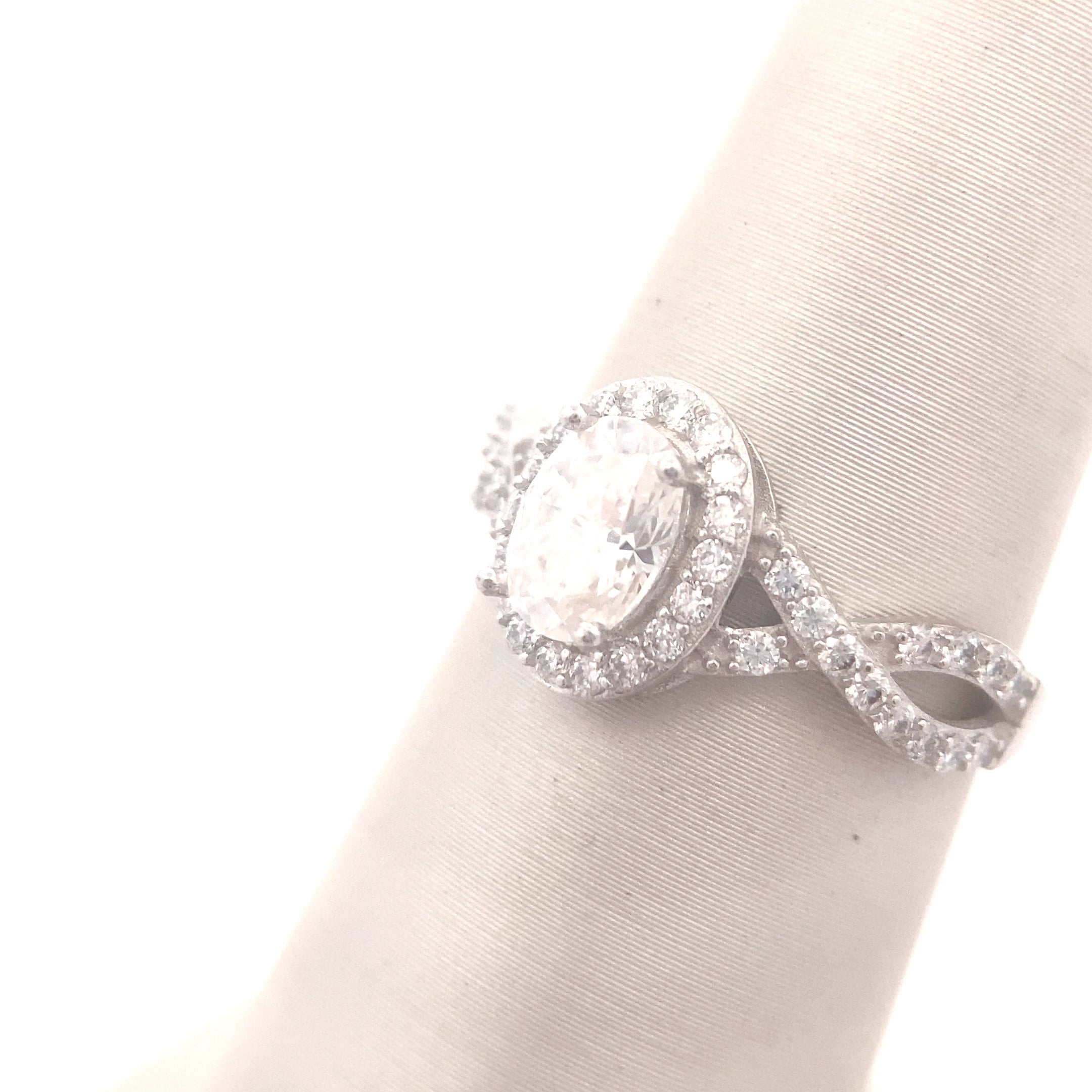 14K White Gold 1CT. Oval-Cut Moissanite Halo & Twisted Shank Engagement Ring