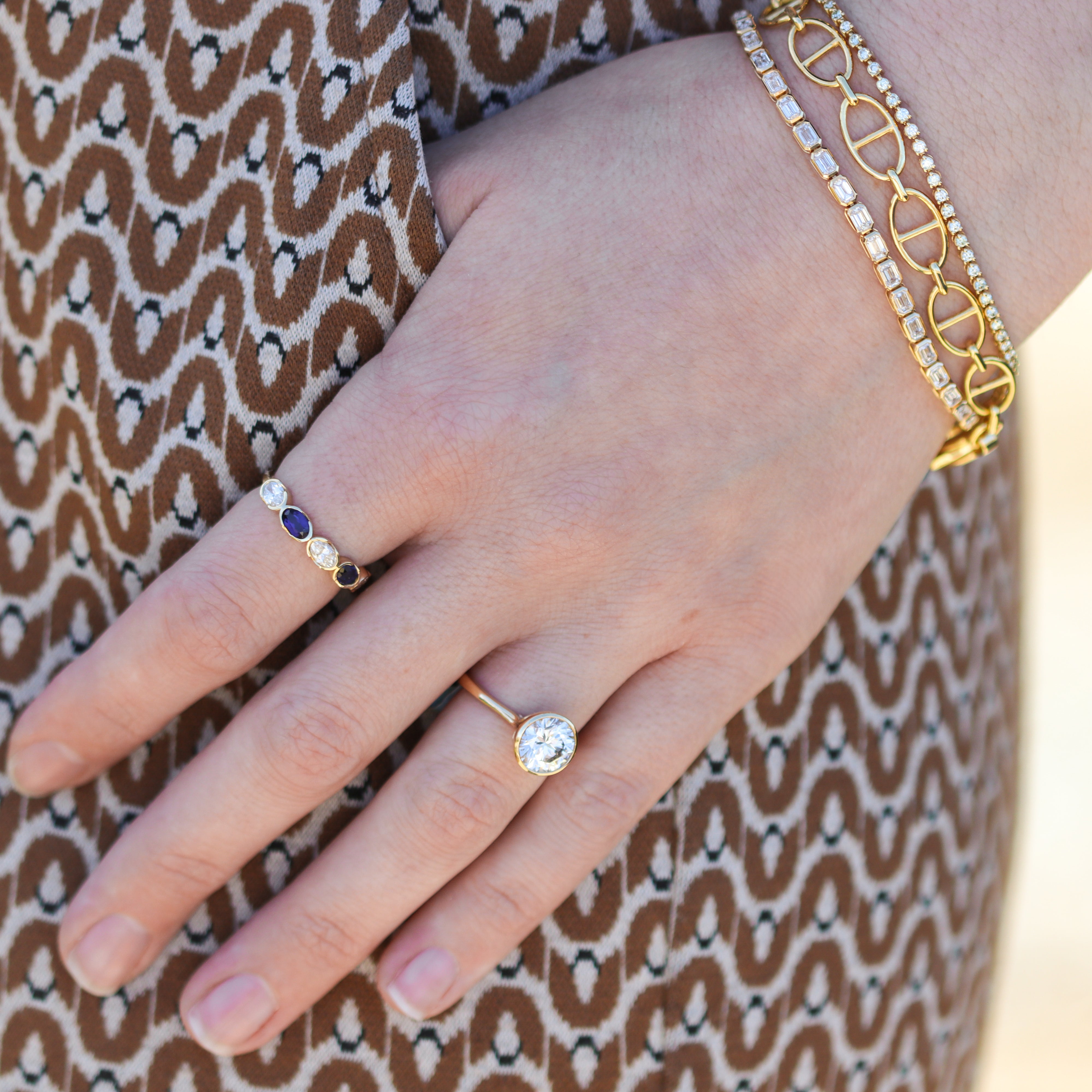 14K Yellow 0.75CTW. Lab-Grown Diamond and 0.5CTW. Created Sapphire 5-Stone East-To-West Oval Band