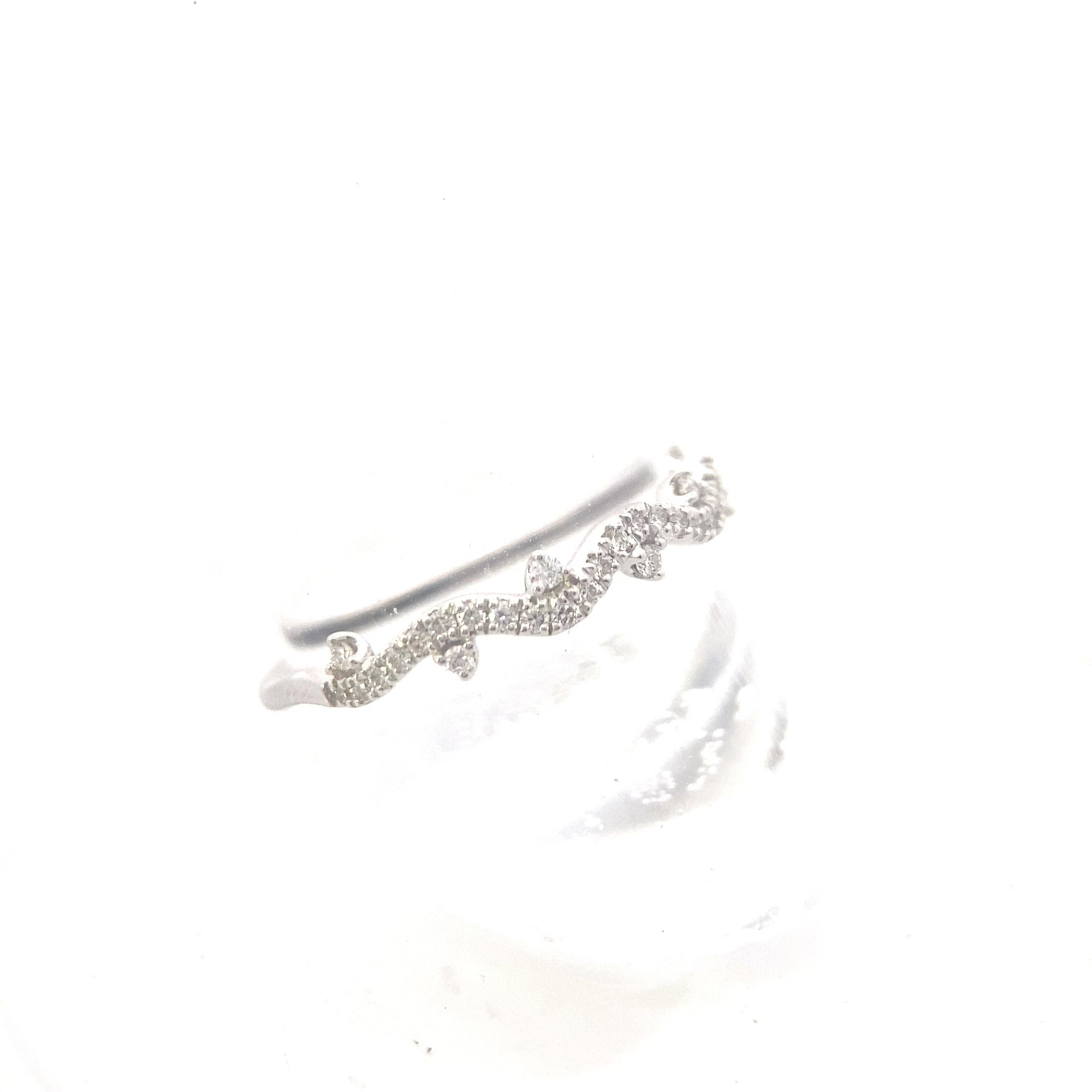 14K White Gold 1/10CT. Lab-Grown Diamond Wedding Band