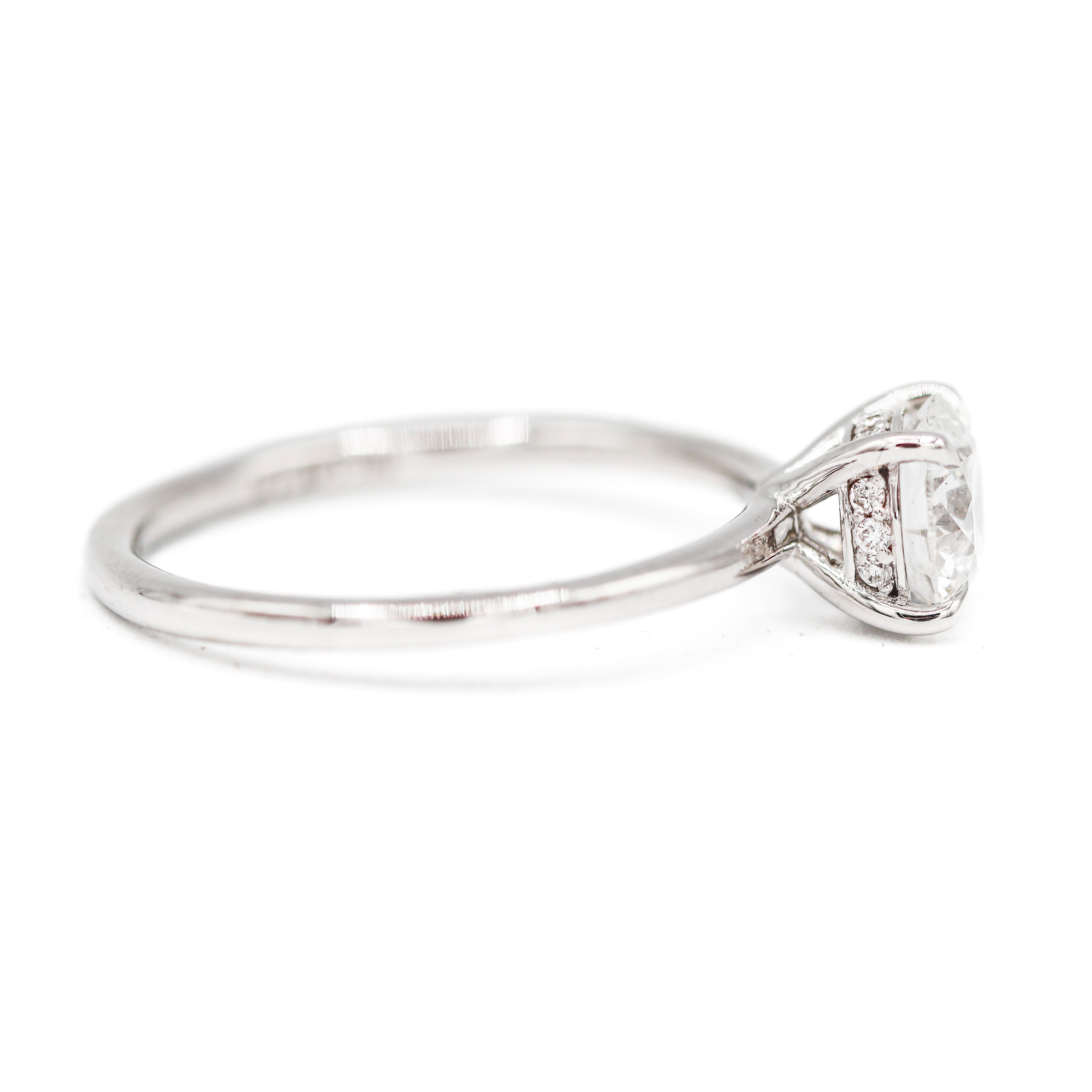 Side View of 1 Carat Round Diamond White Gold Ring