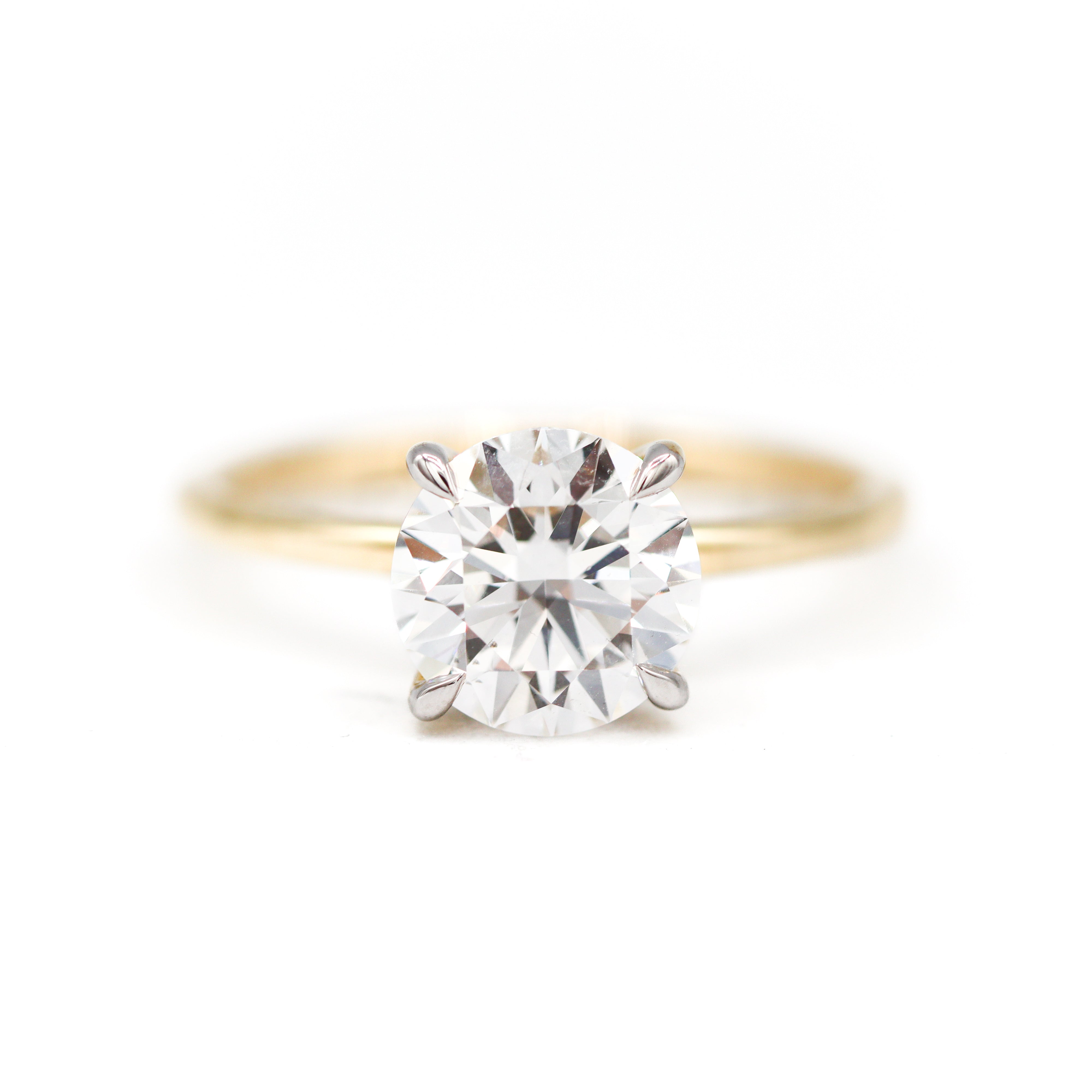 Front View of 2 Carat Round Diamond Yellow Gold Ring