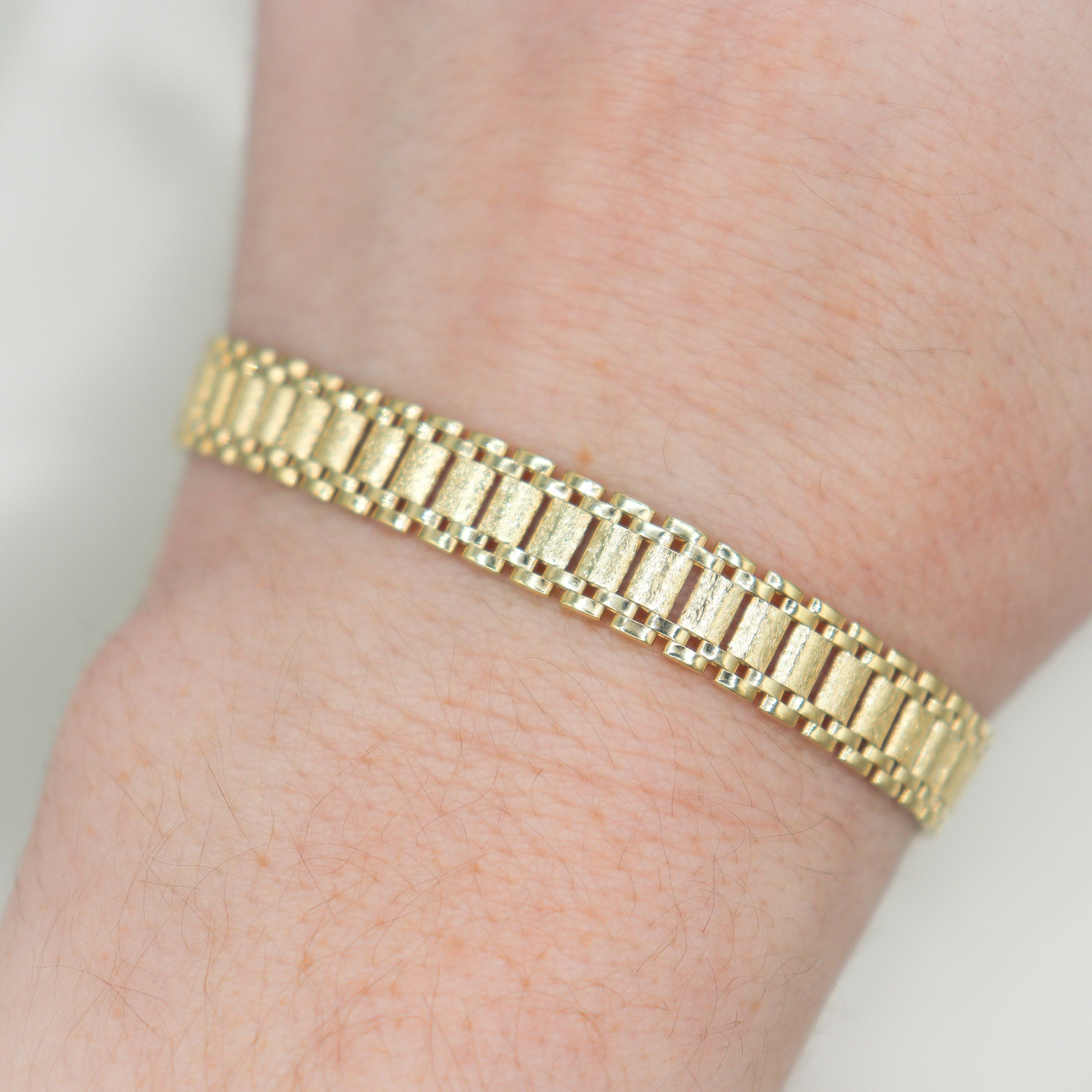 Estate Collection: 14K Yellow Gold 8.25MM 8" Fancy Link Bracelet