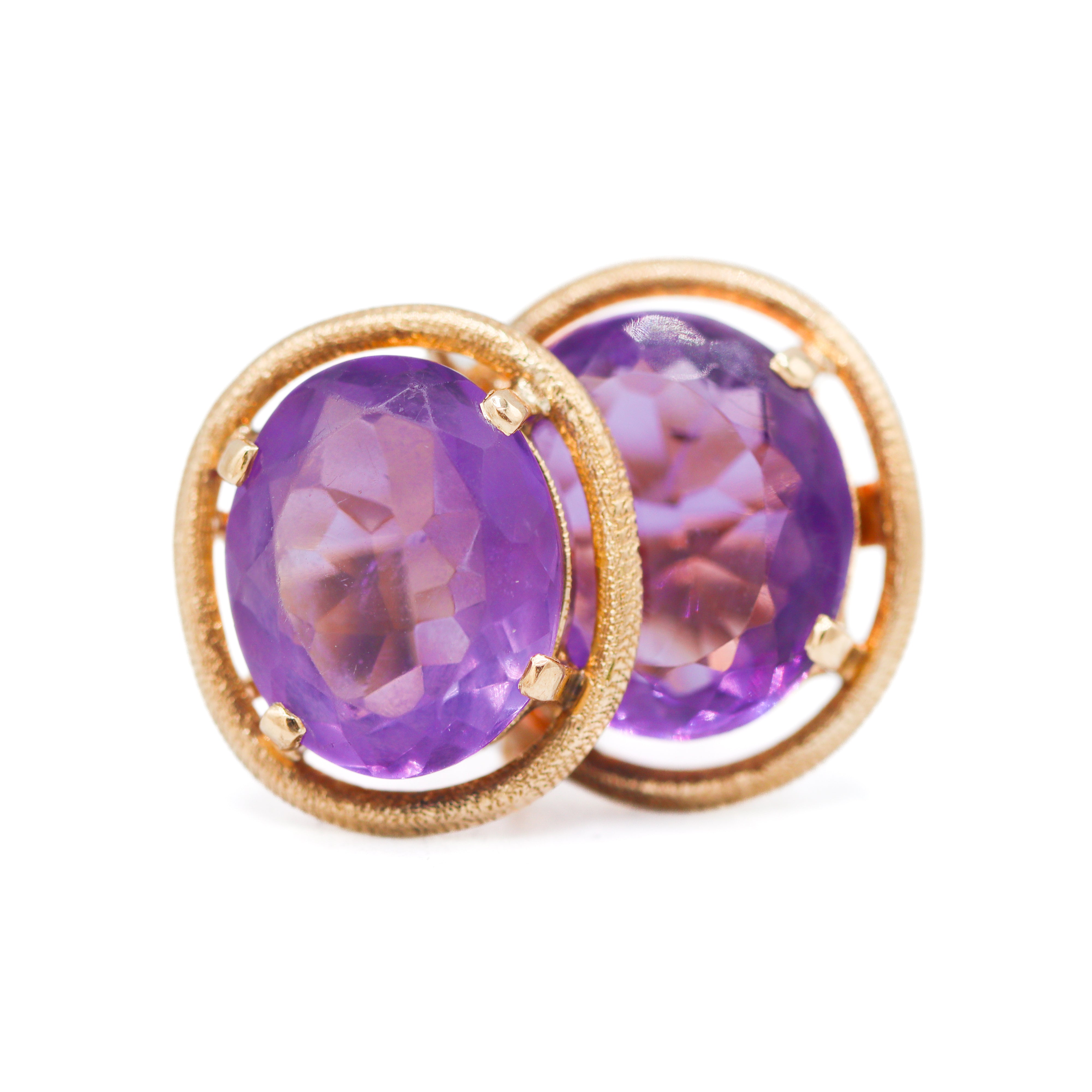 Estate Collection: 18K Yellow Gold Two-Stone Amethyst Oval Cocktail Ring
