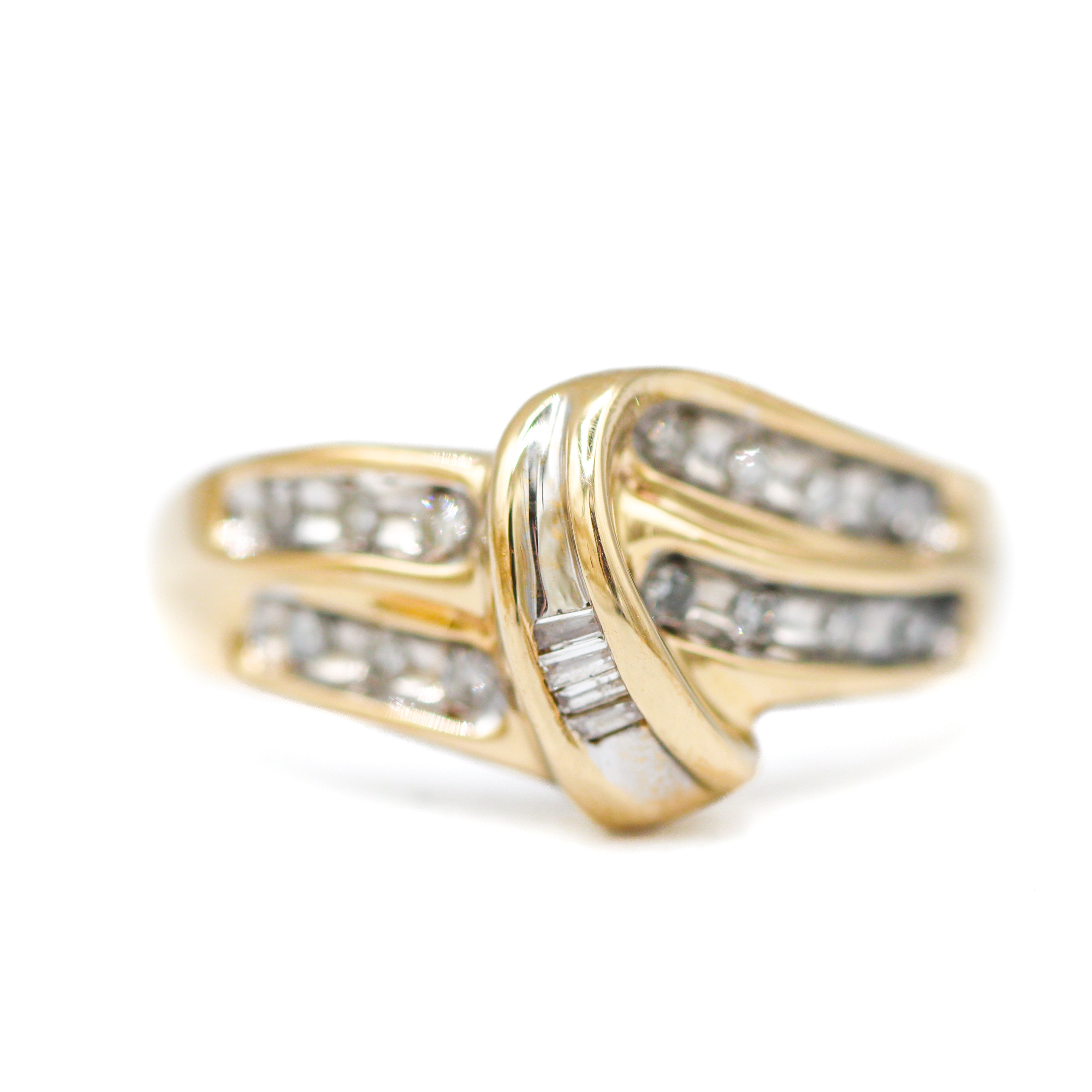 Estate Collection: 10K Yellow Gold Diamond Fashion Ring