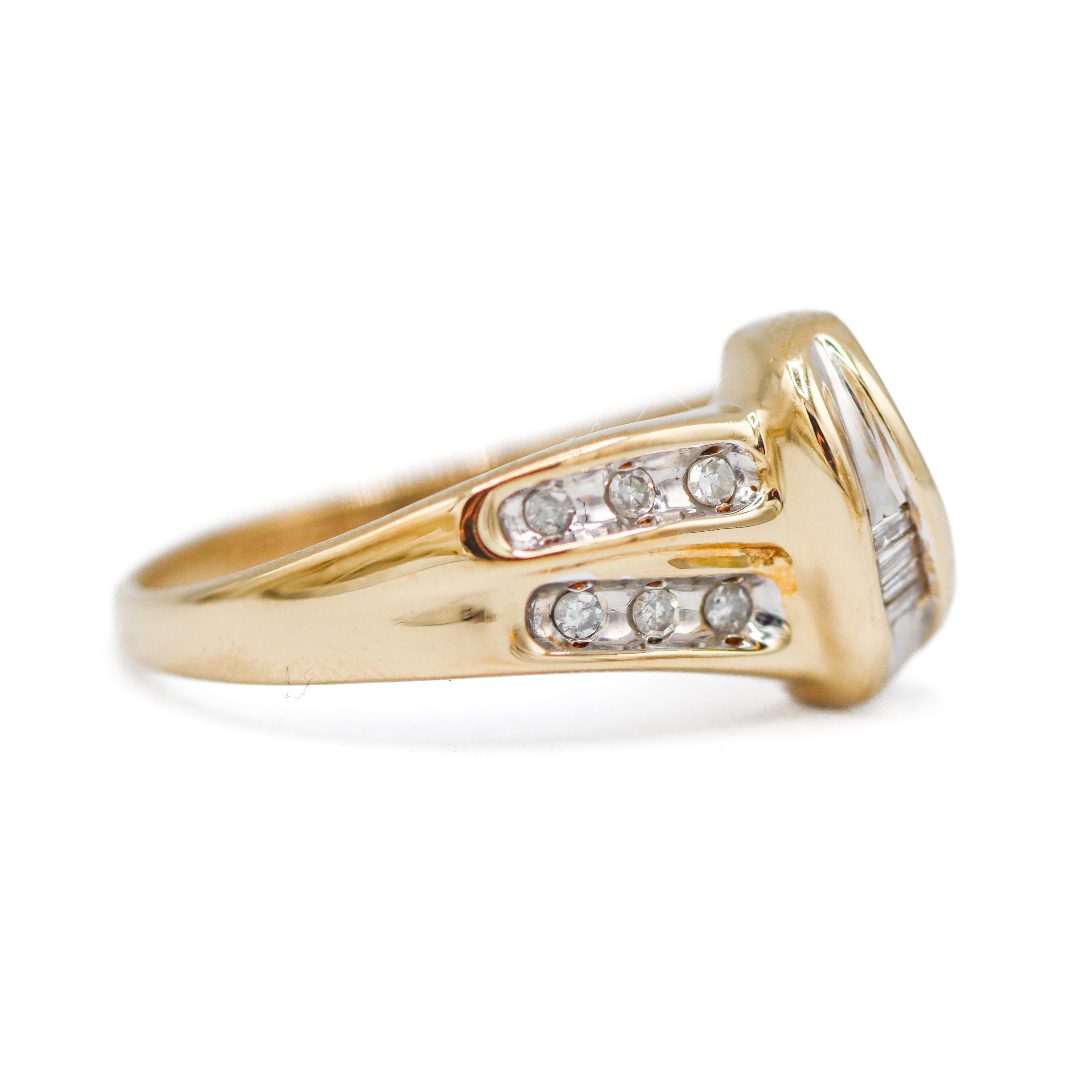 Estate Collection: 10K Yellow Gold Diamond Fashion Ring