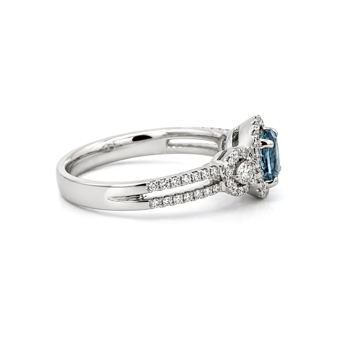 14K White Gold 0.54CT. Oval Aquamarine and 0.42CTW. Diamond Halo Accented Ring