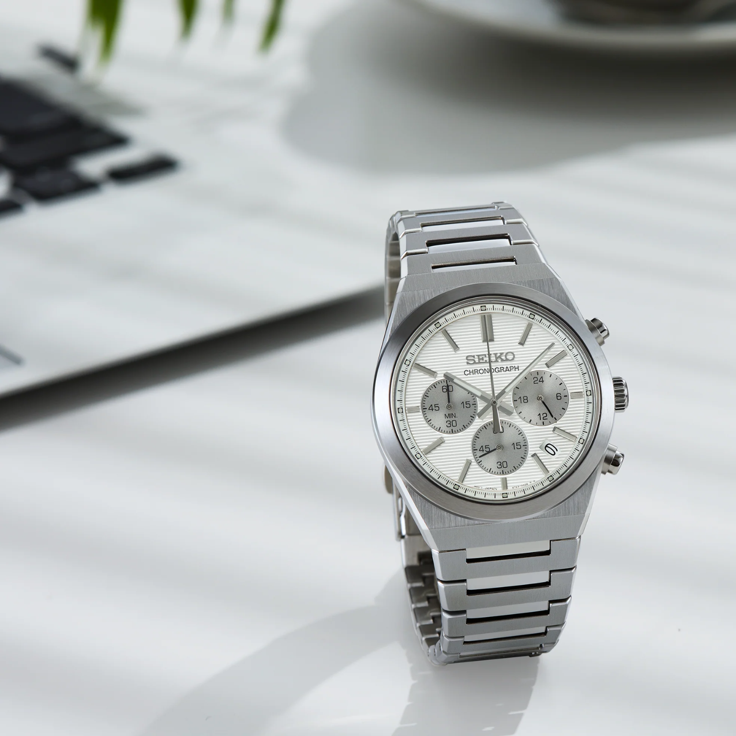 SEIKO Essentials Men's Stainless Steel Quartz Cronograph Silver Dial Watch