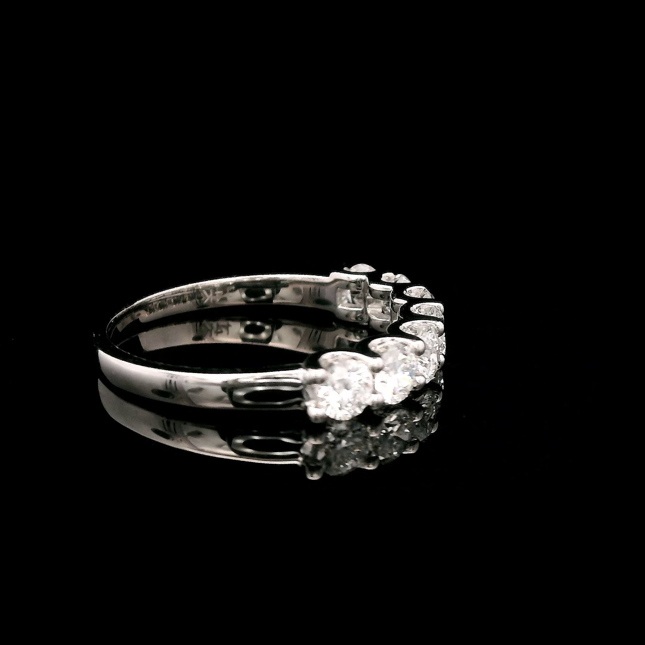 14K White Gold 1CT. Round Lab-Grown 7 Diamond Band