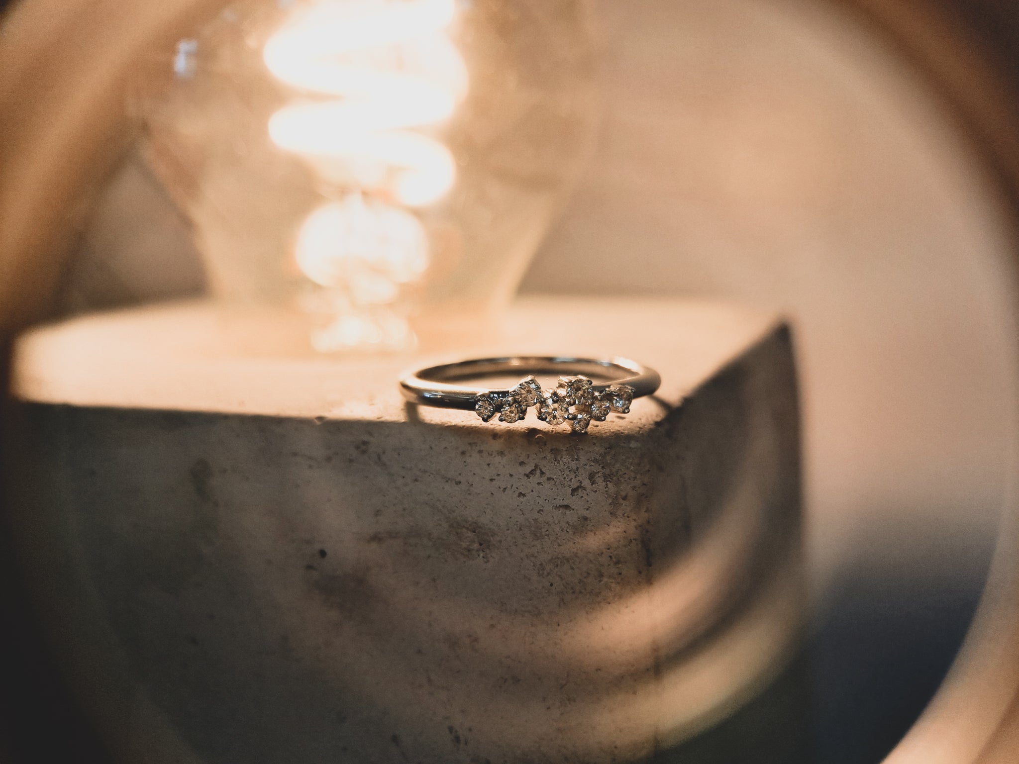 14K White Gold Firework Scattered 1/6CT. Diamond Ring