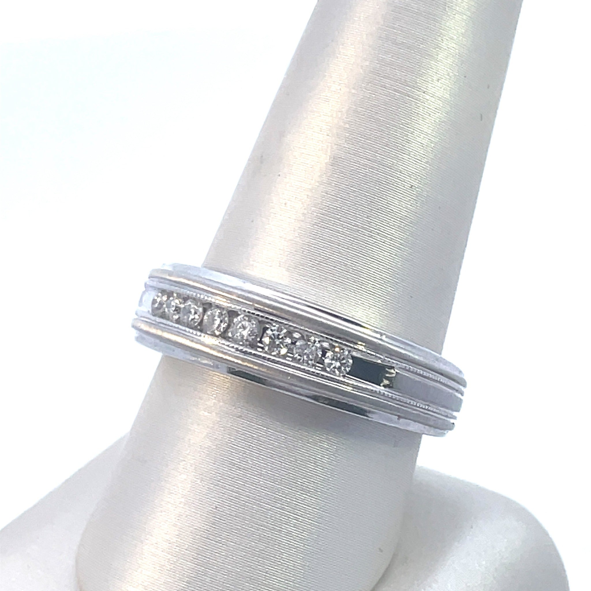 10K White Gold Milgrain Diamond Men's Band