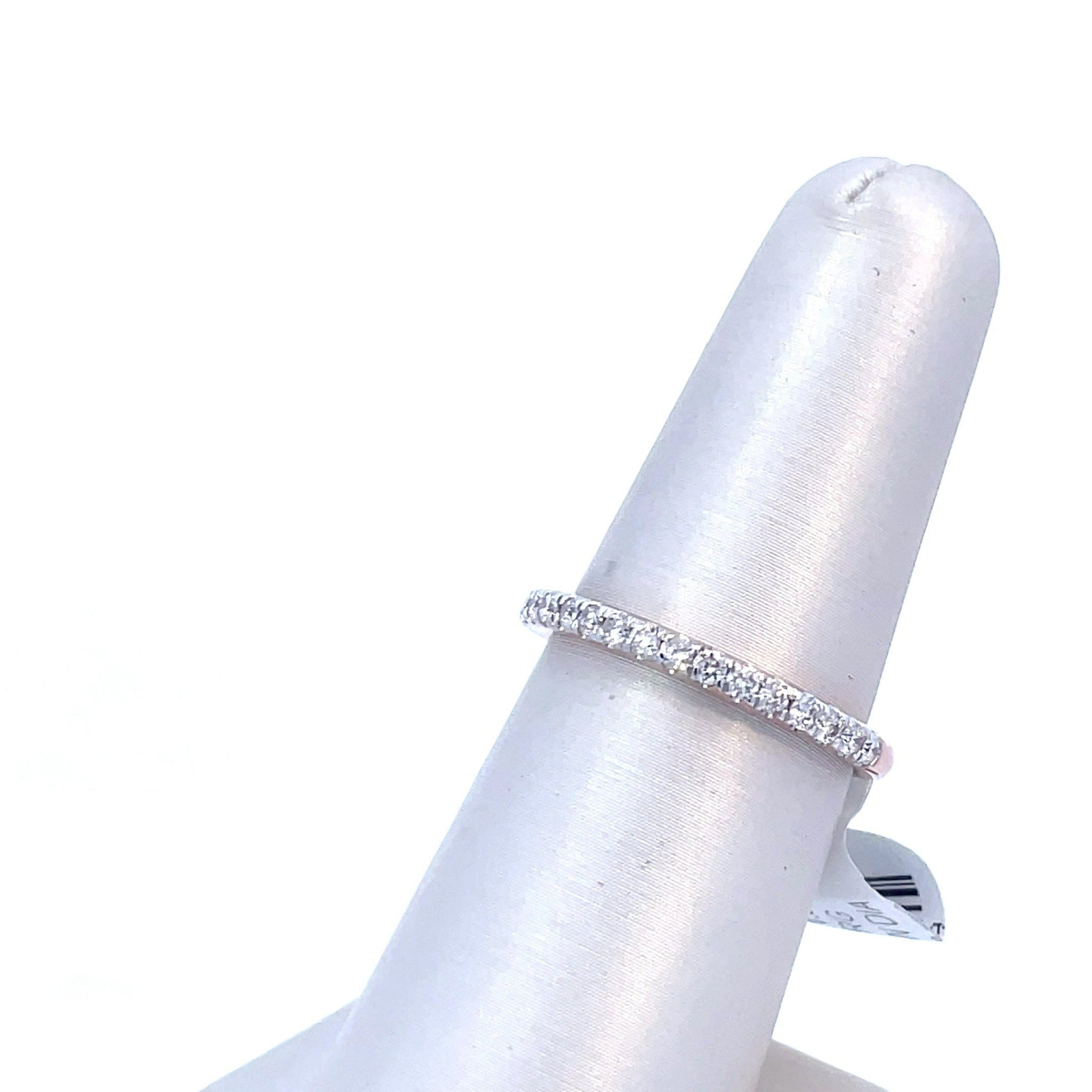 14K Yellow Gold 1/6CT. Diamond Wedding Band