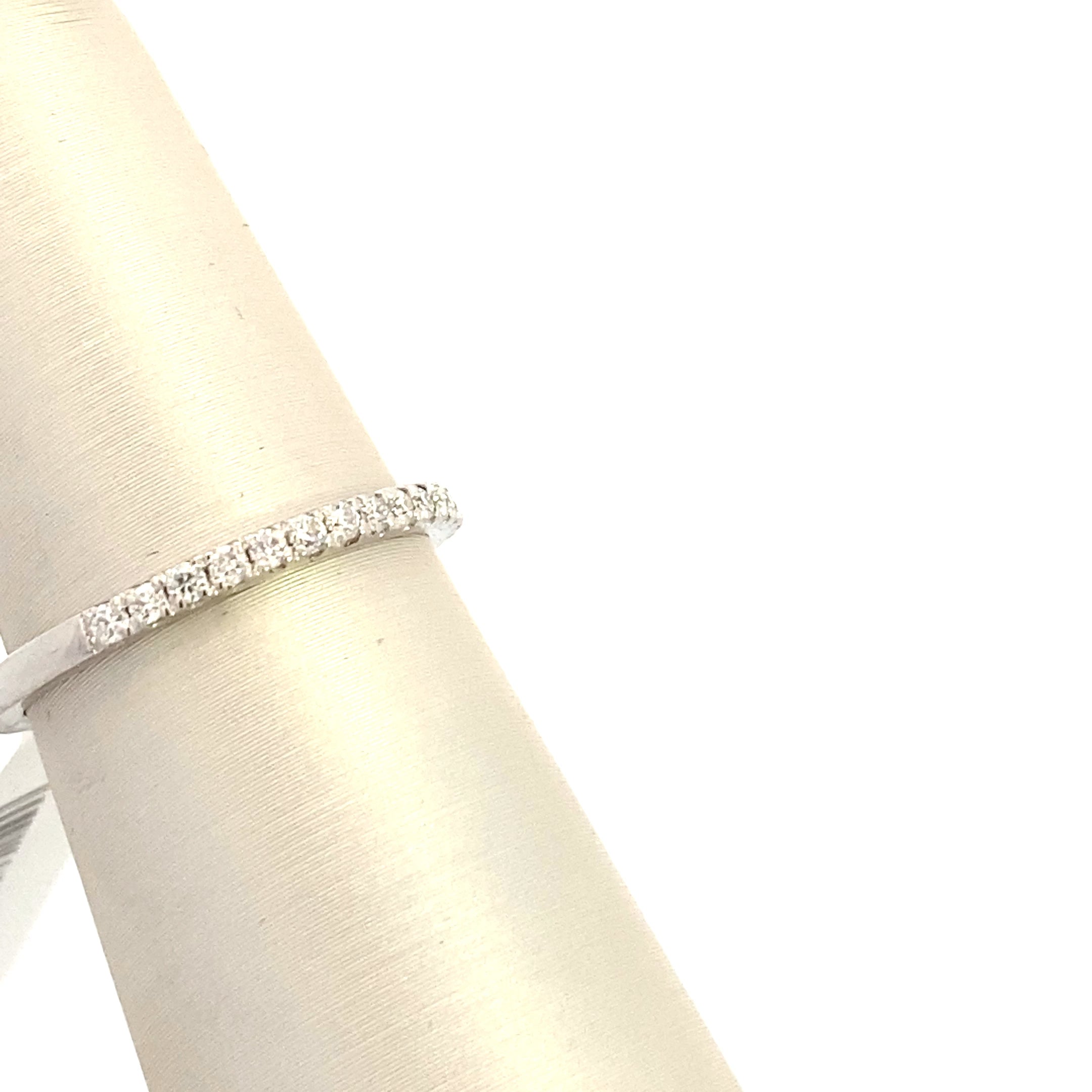 10K White Gold 0.25CT. Moissanite Band