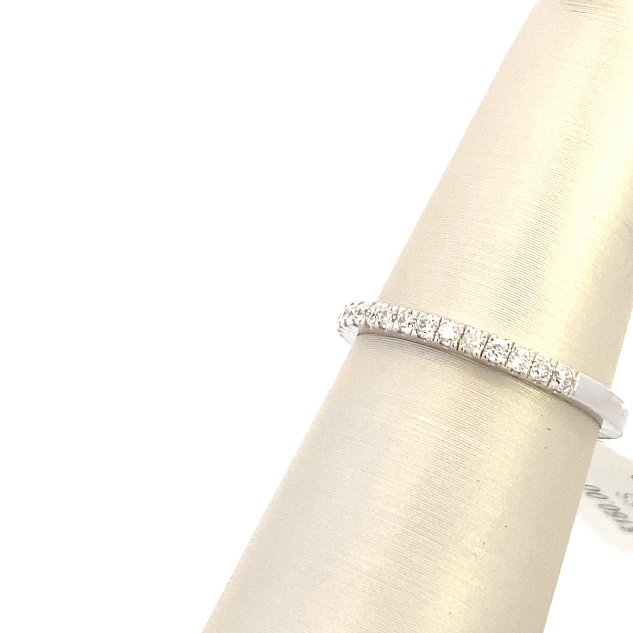 Sterling Silver 0.25CT. Moissanite Wedding Band