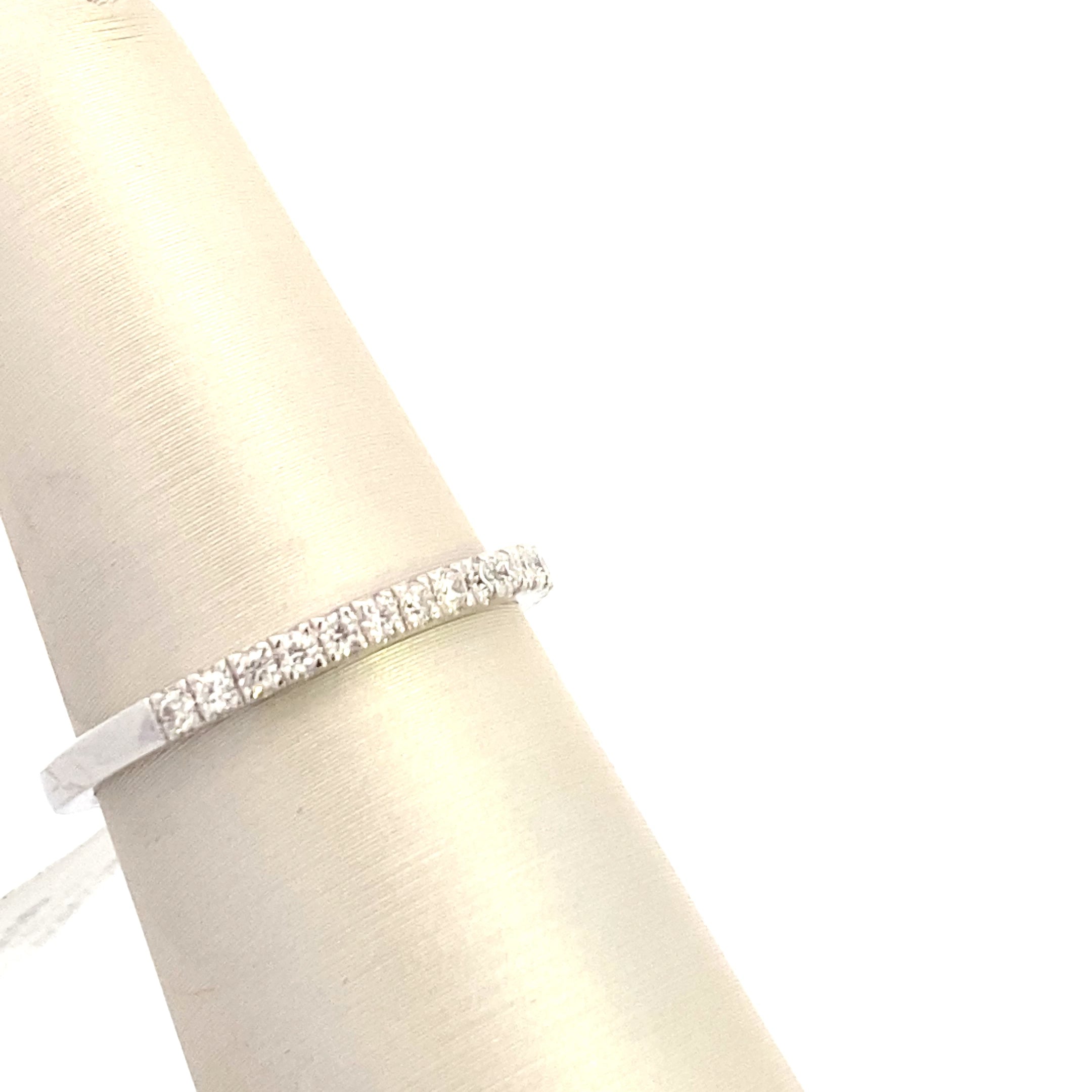 Sterling Silver 0.25CT. Moissanite Wedding Band