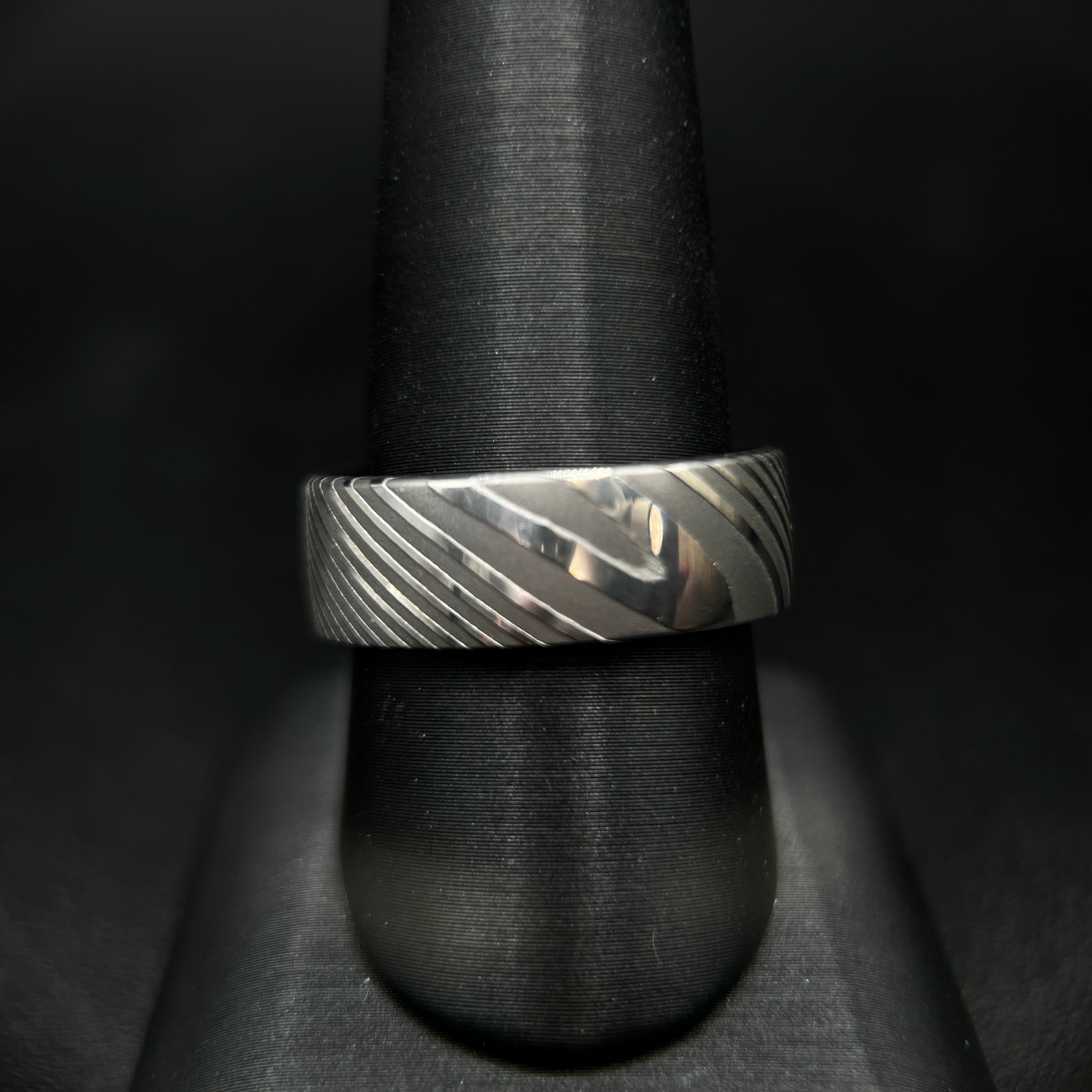 HEAVY STONE Damascus Steel 8mm Men's Ring