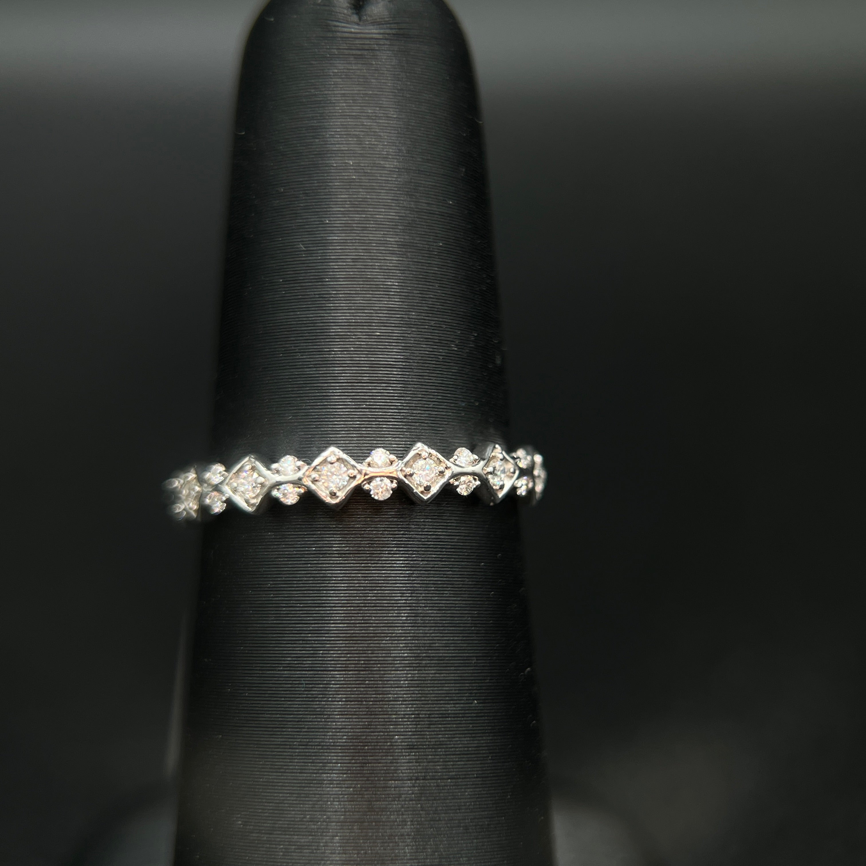 14K White Gold 1/6CT. Diamond Sculptural Band