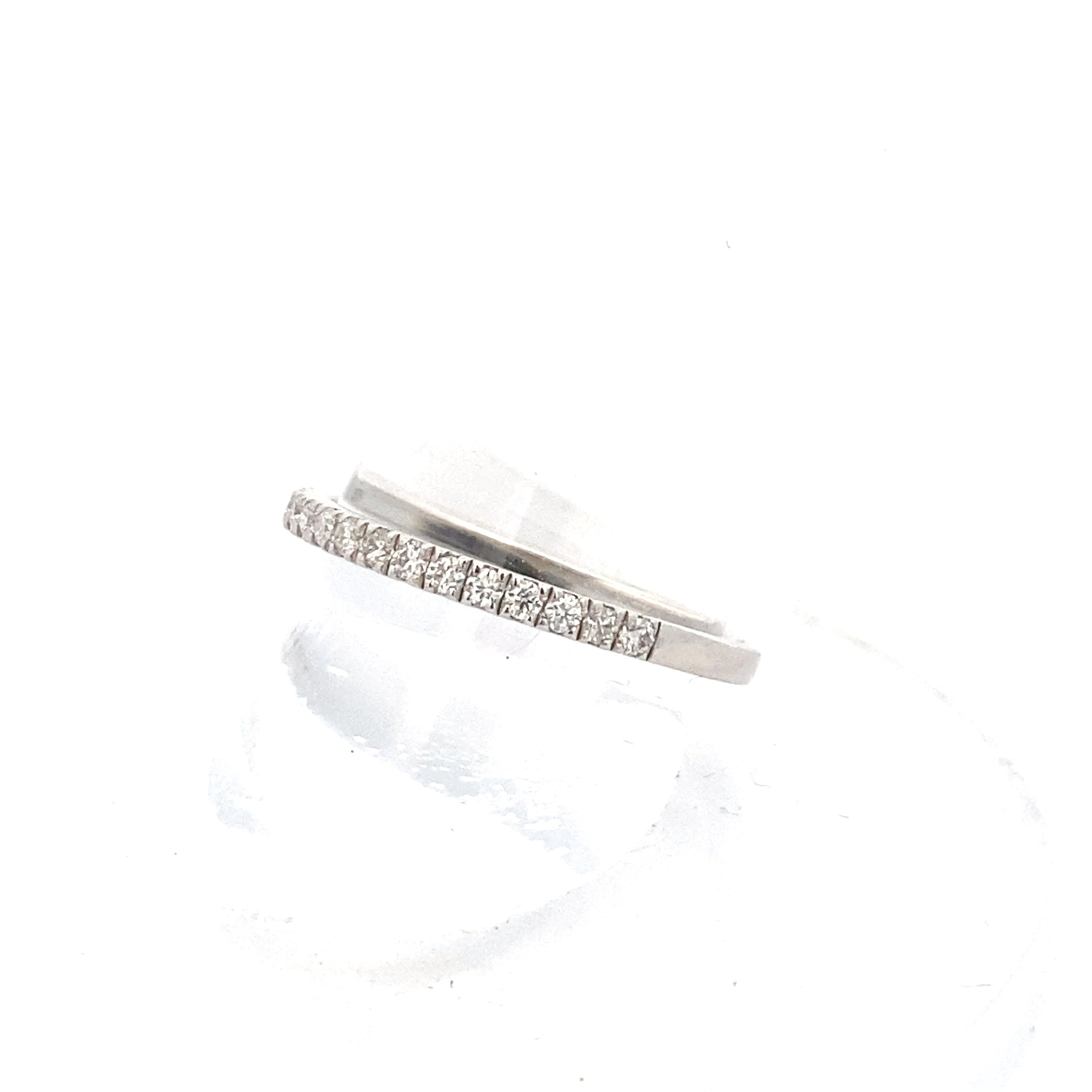 Sterling Silver 1/8CT. Moissanite Wedding Band