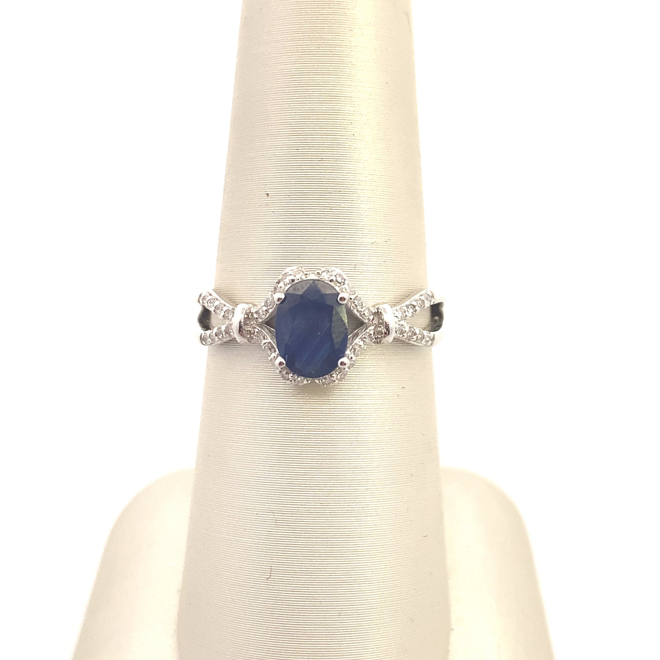 14K WG .14CT Diamond & Oval Sapphire Ring