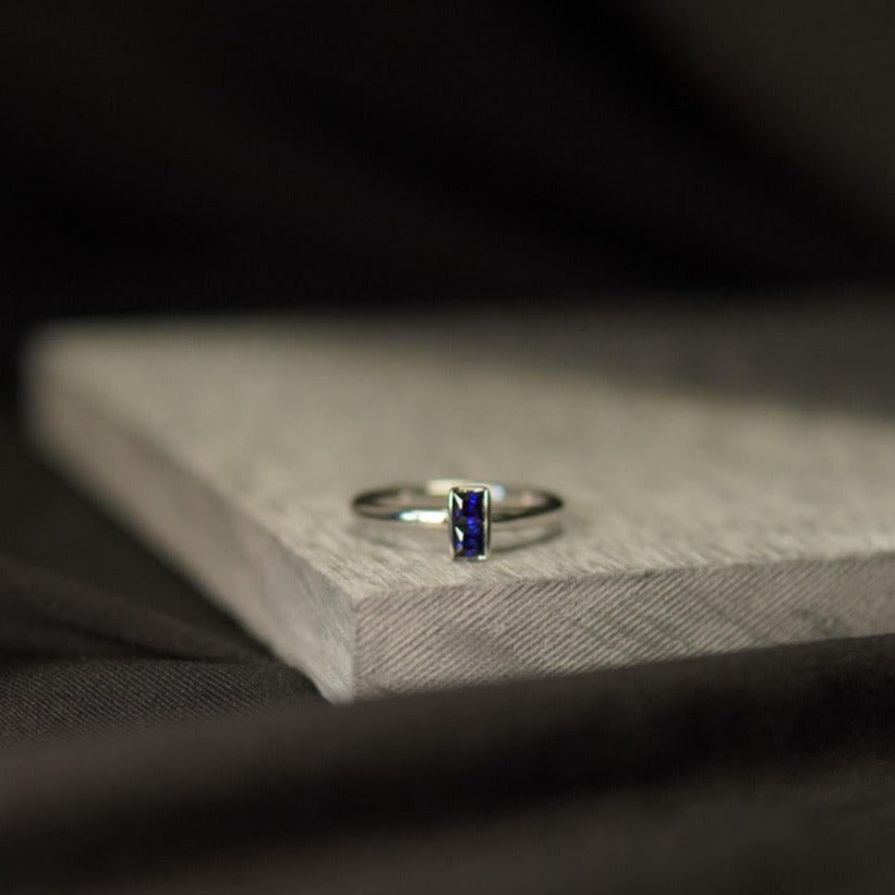Sterling Silver Sapphire Bar Fashion Band