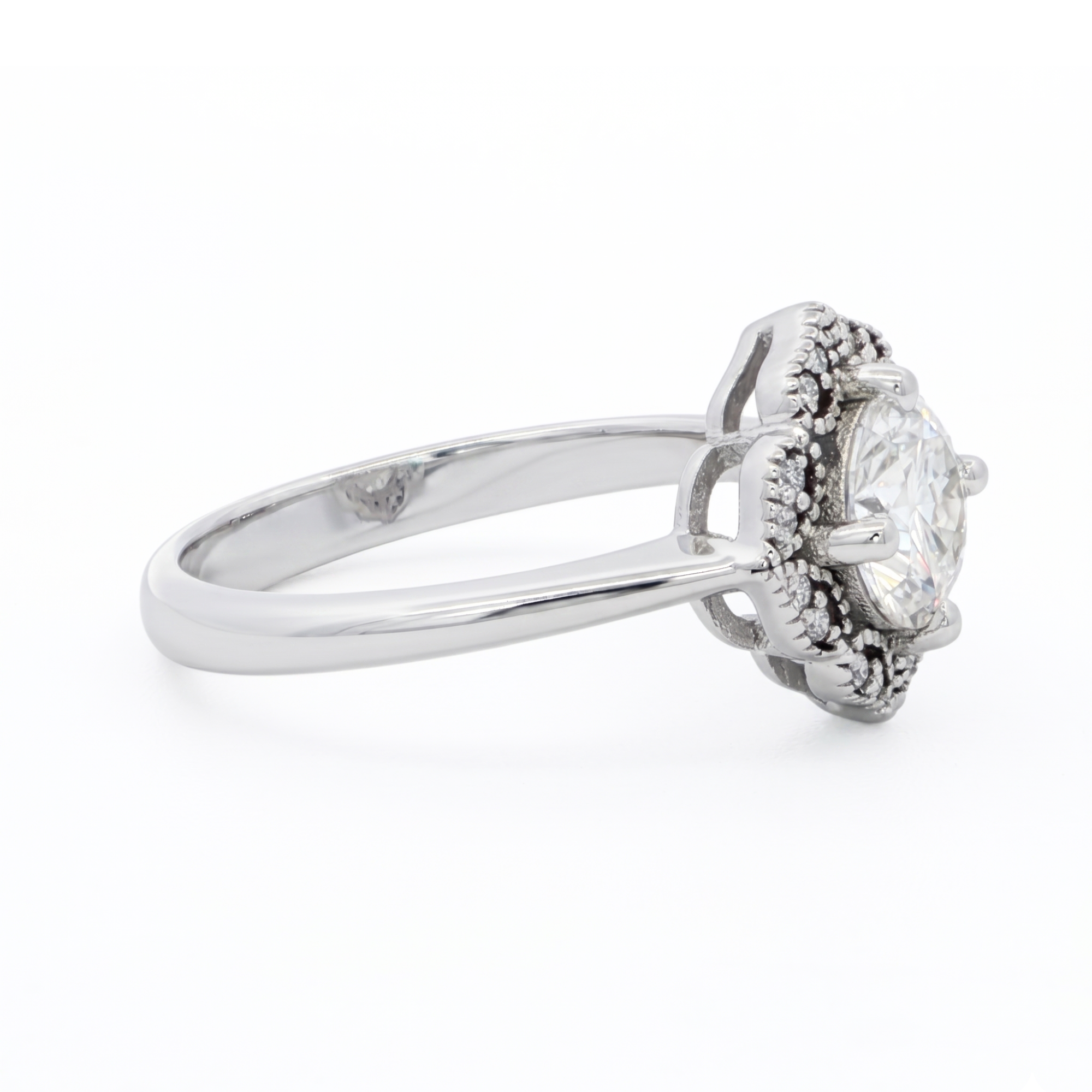 Sterling Silver Vintage-Inspired Moissanite Ring