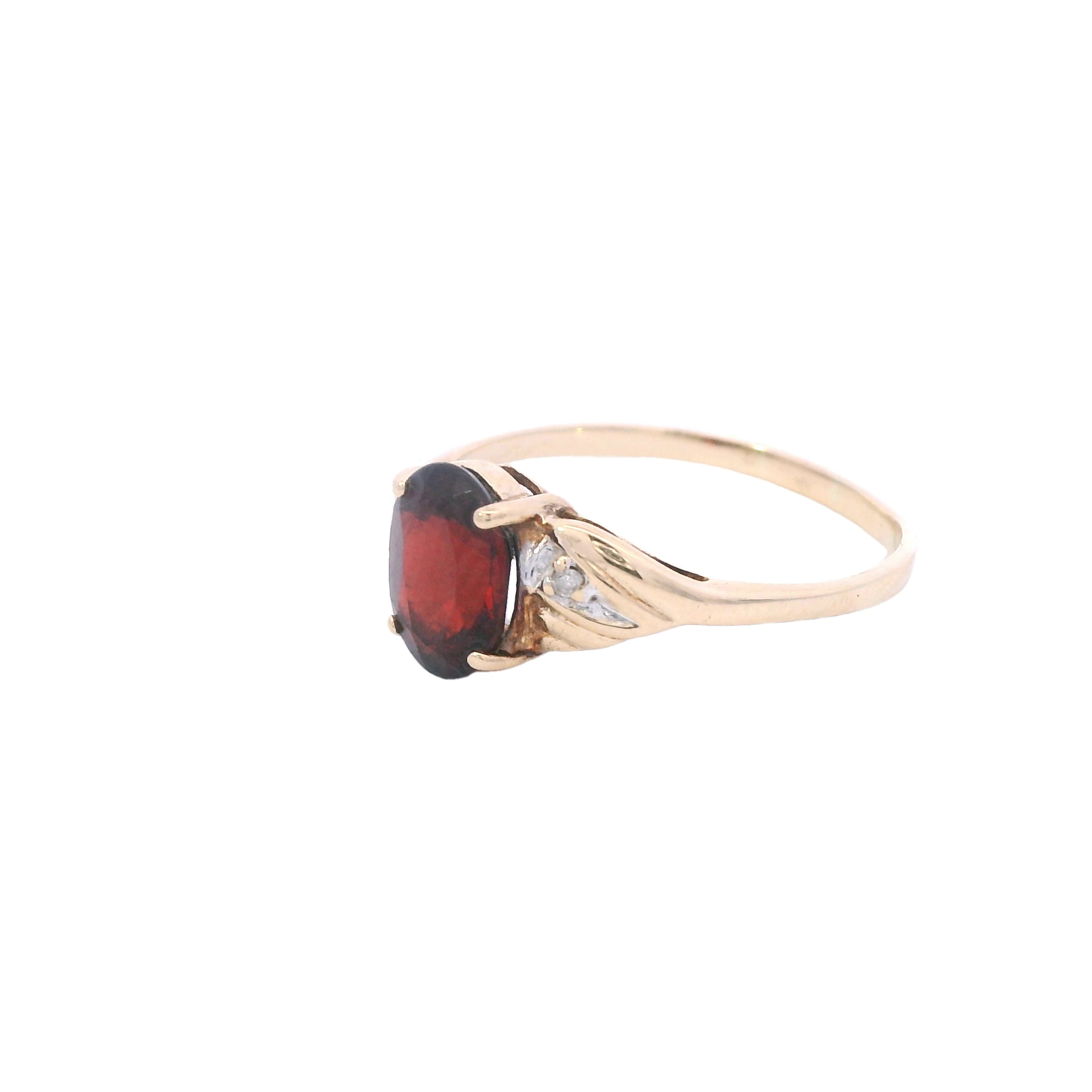 Estate Collection: 10K Yellow Gold Oval-Cut Garnet & Diamond Ring