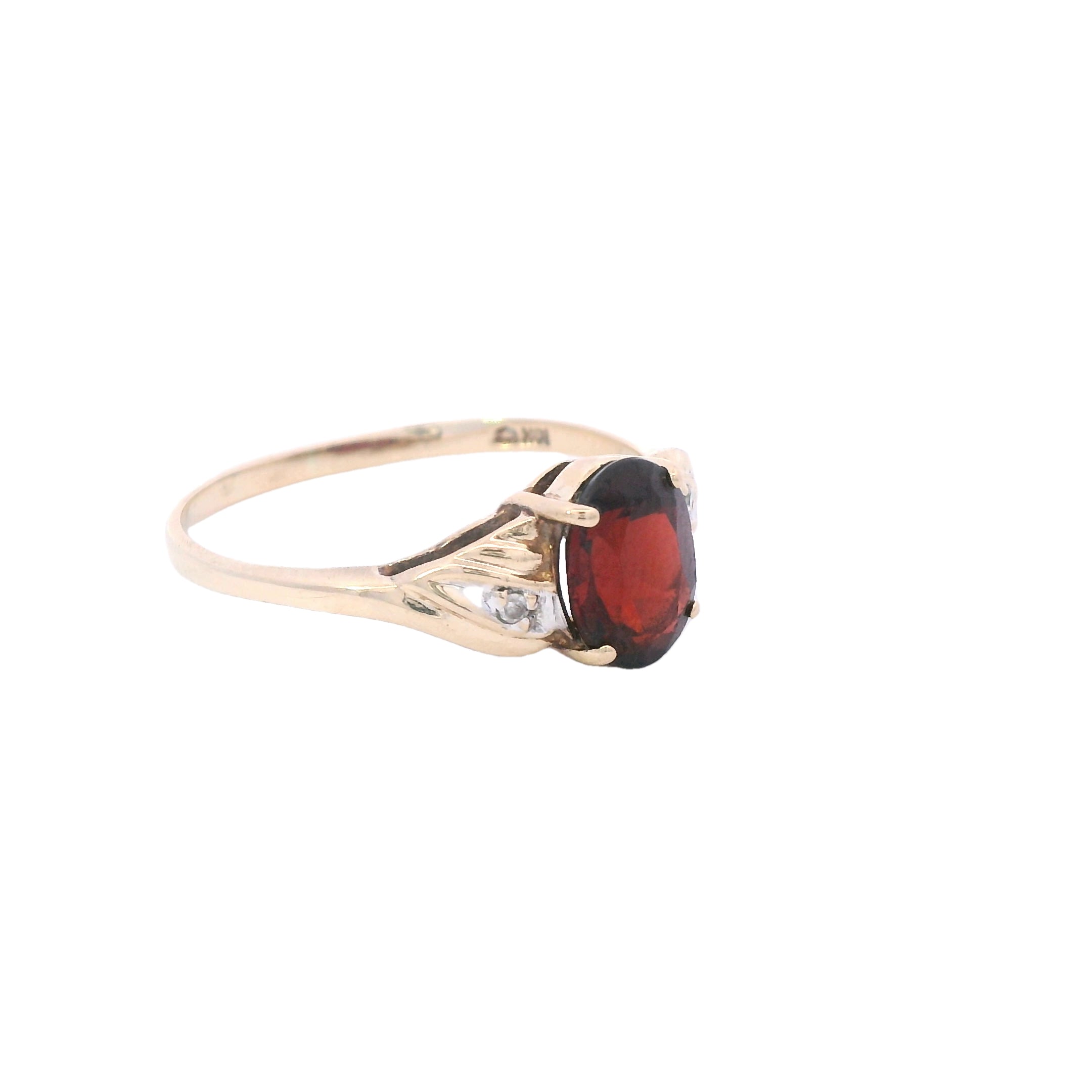 Estate Collection: 10K Yellow Gold Oval-Cut Garnet & Diamond Ring