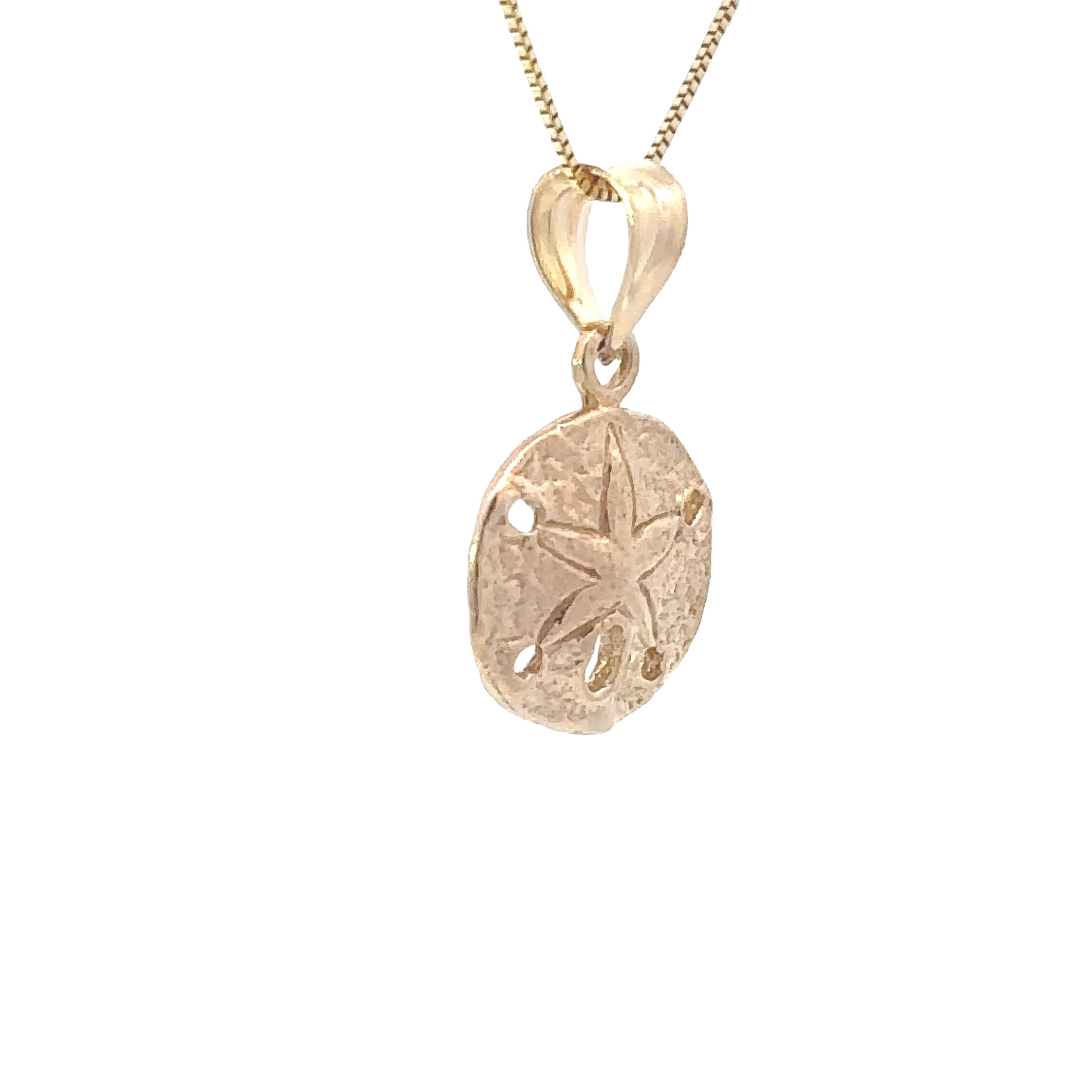 Estate Collection: 14K Yellow Gold Sand Dollar Pendant Necklace