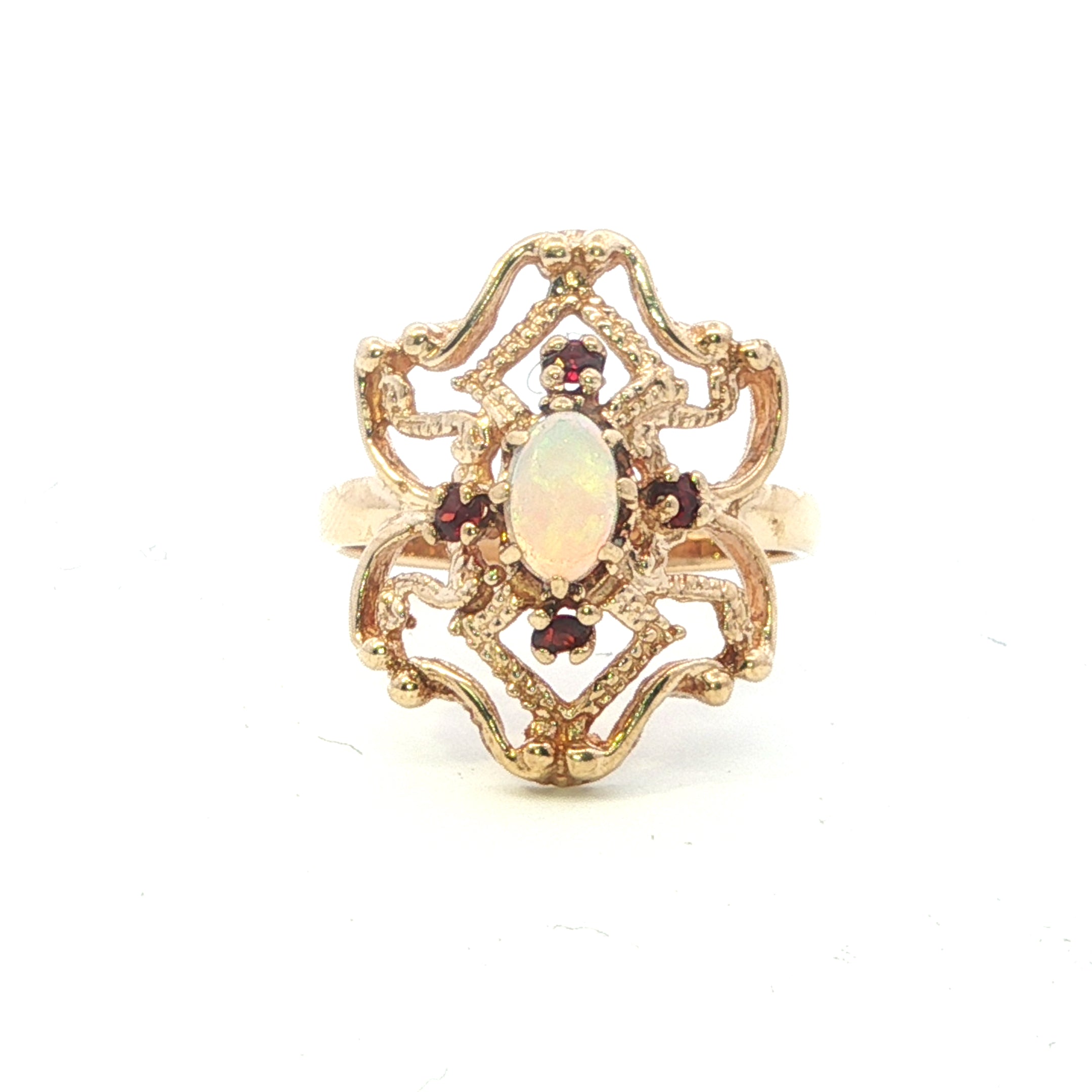Estate Collection: 10K Yellow Gold Opal Filigree Vintage-Style Ring
