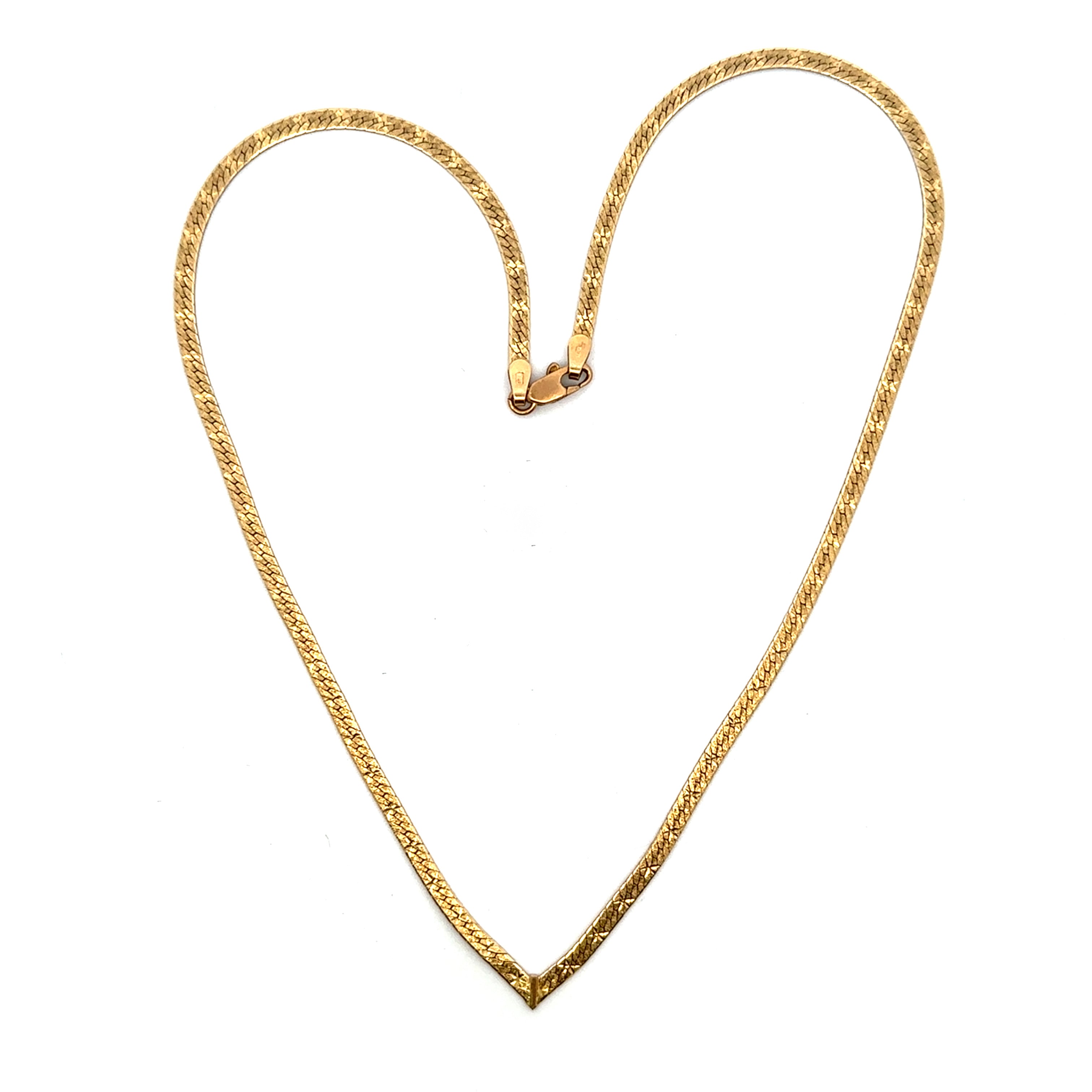 Estate Collection: 14K Yellow Gold Herringbone V-Shaped 15.75" Necklace