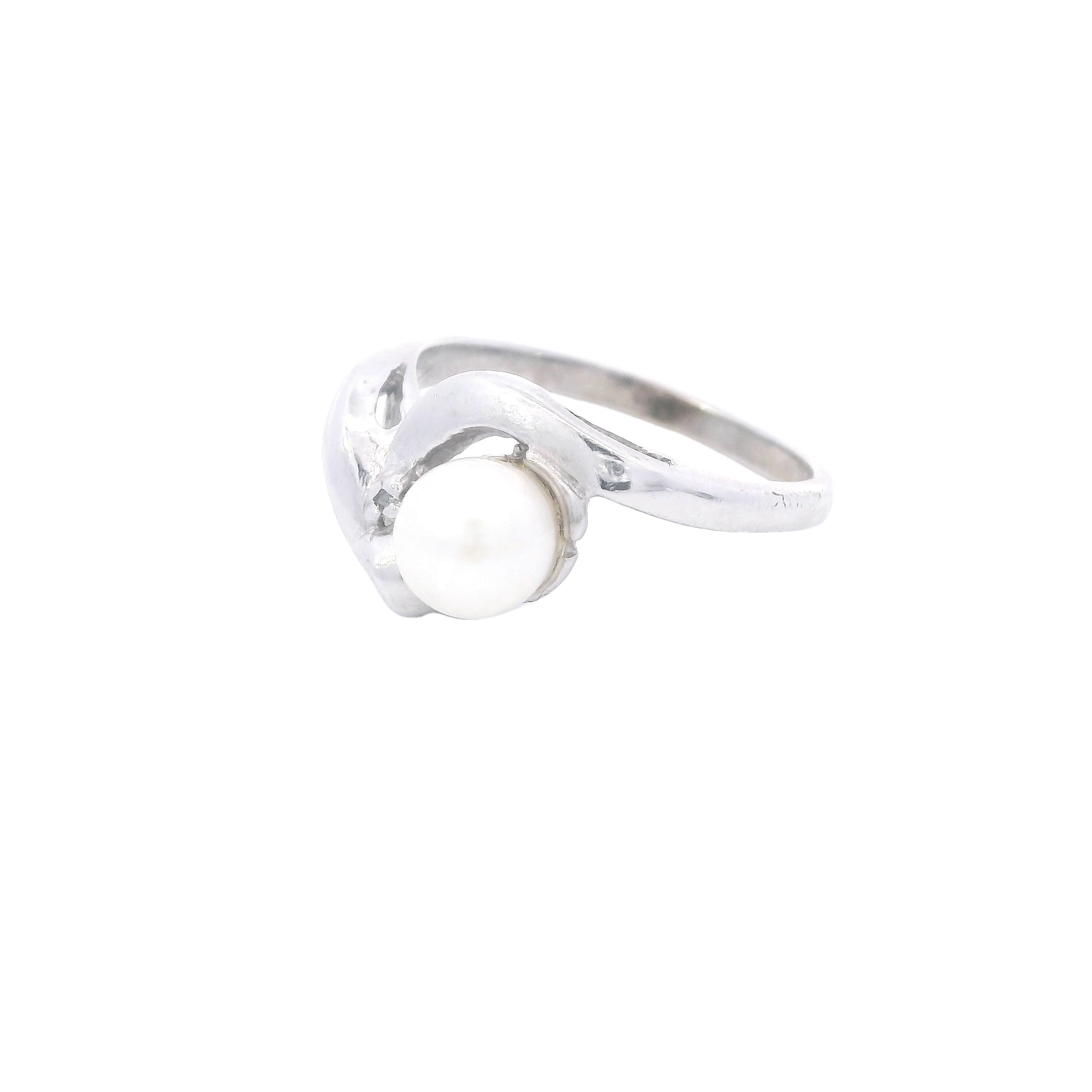 Estate Collection: 10K White Gold Deep Sea Inspired Pearl Ring