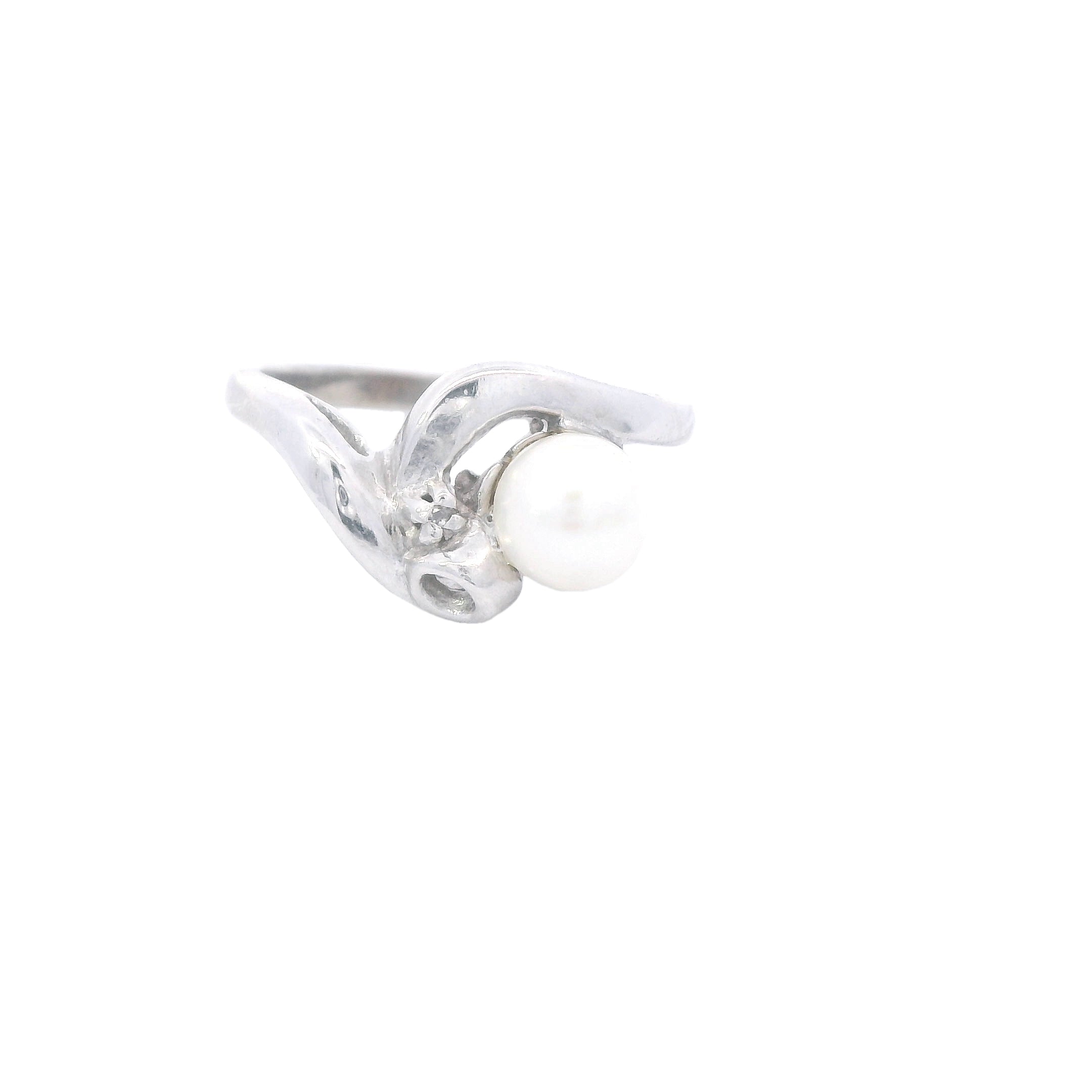 Estate Collection: 10K White Gold Deep Sea Inspired Pearl Ring