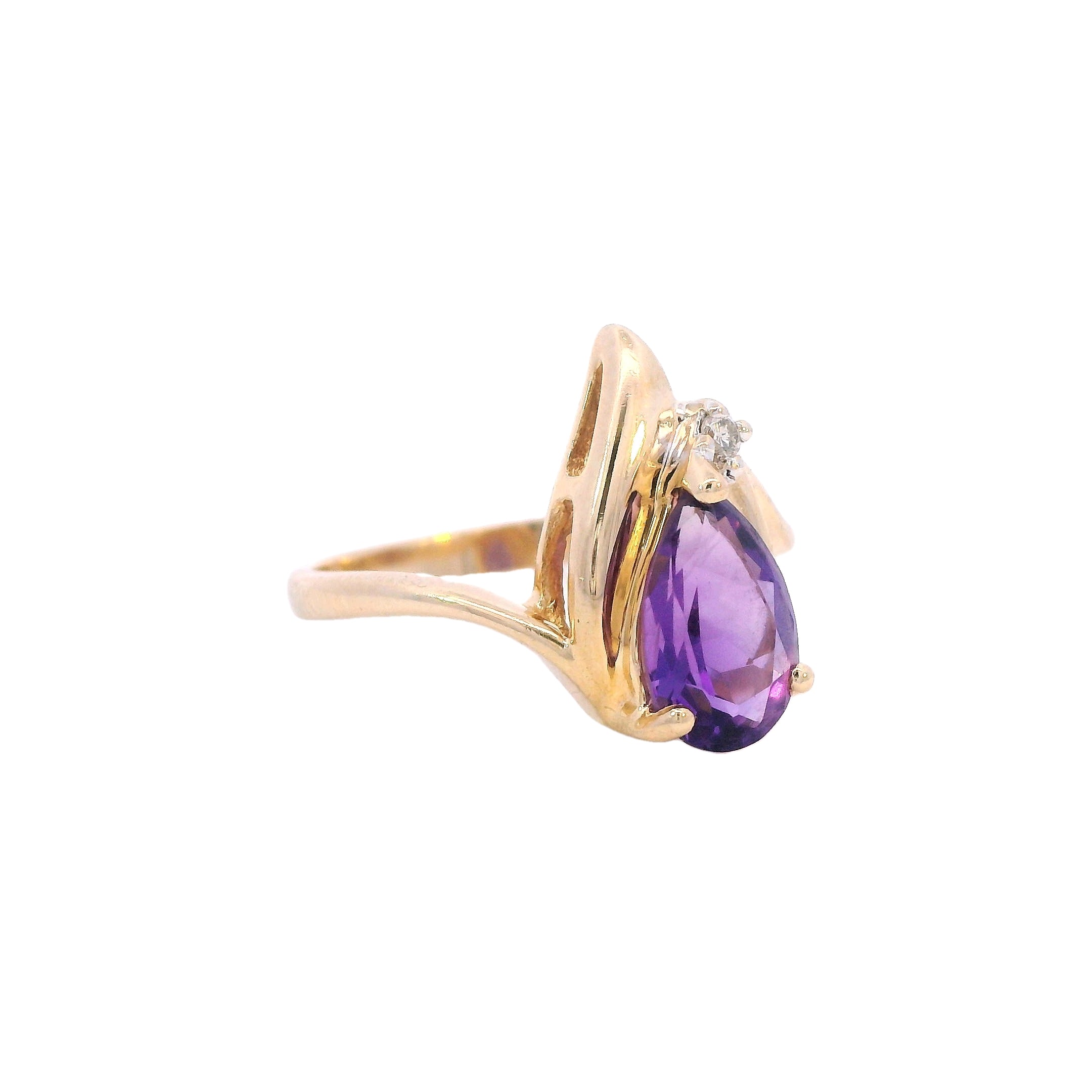 Estate Collection: 14K Yellow Gold Pear-Cut Amethyst & Diamond Ring