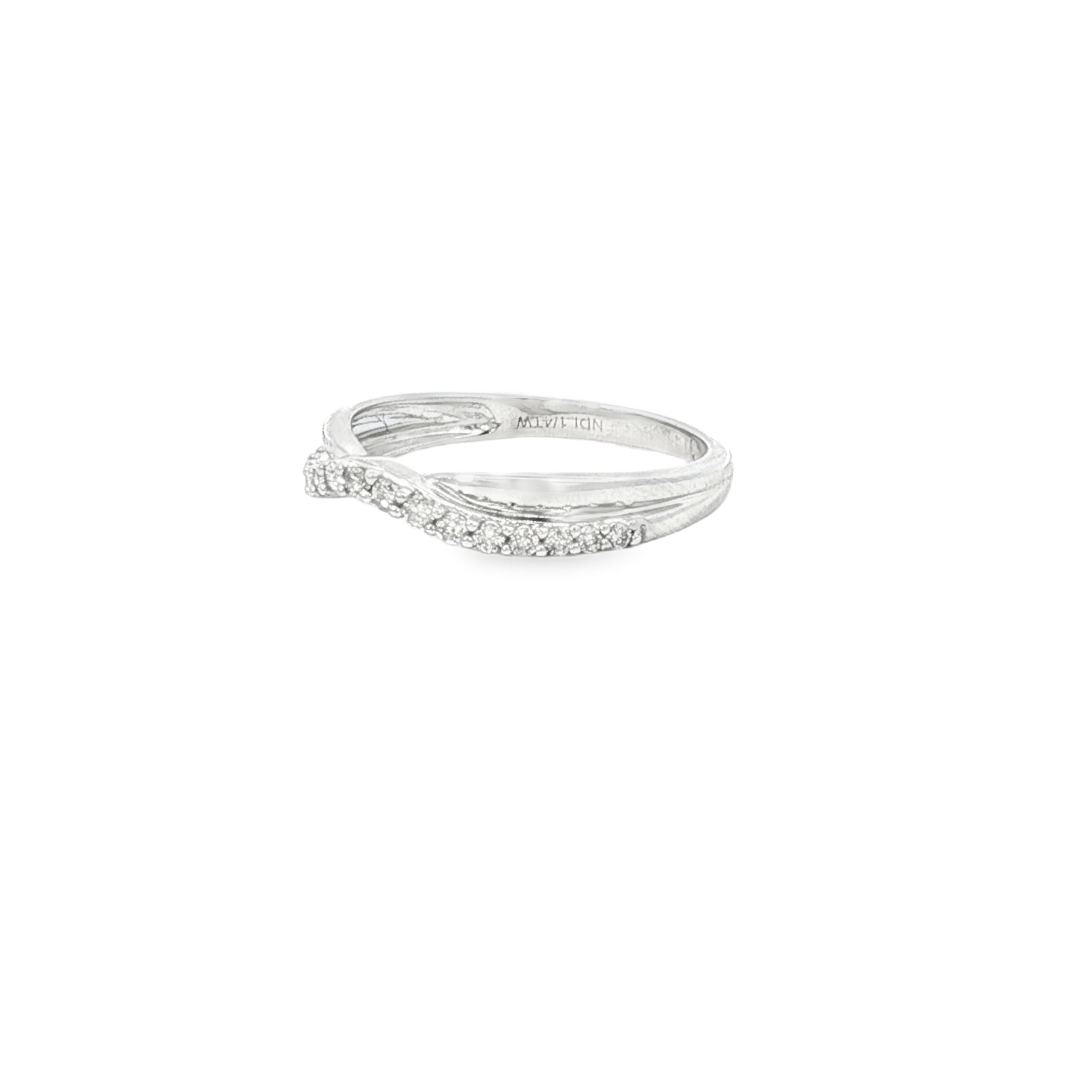 Estate Collection: 10K White Gold 0.25CTW. Diamond Contoured Wedding Band