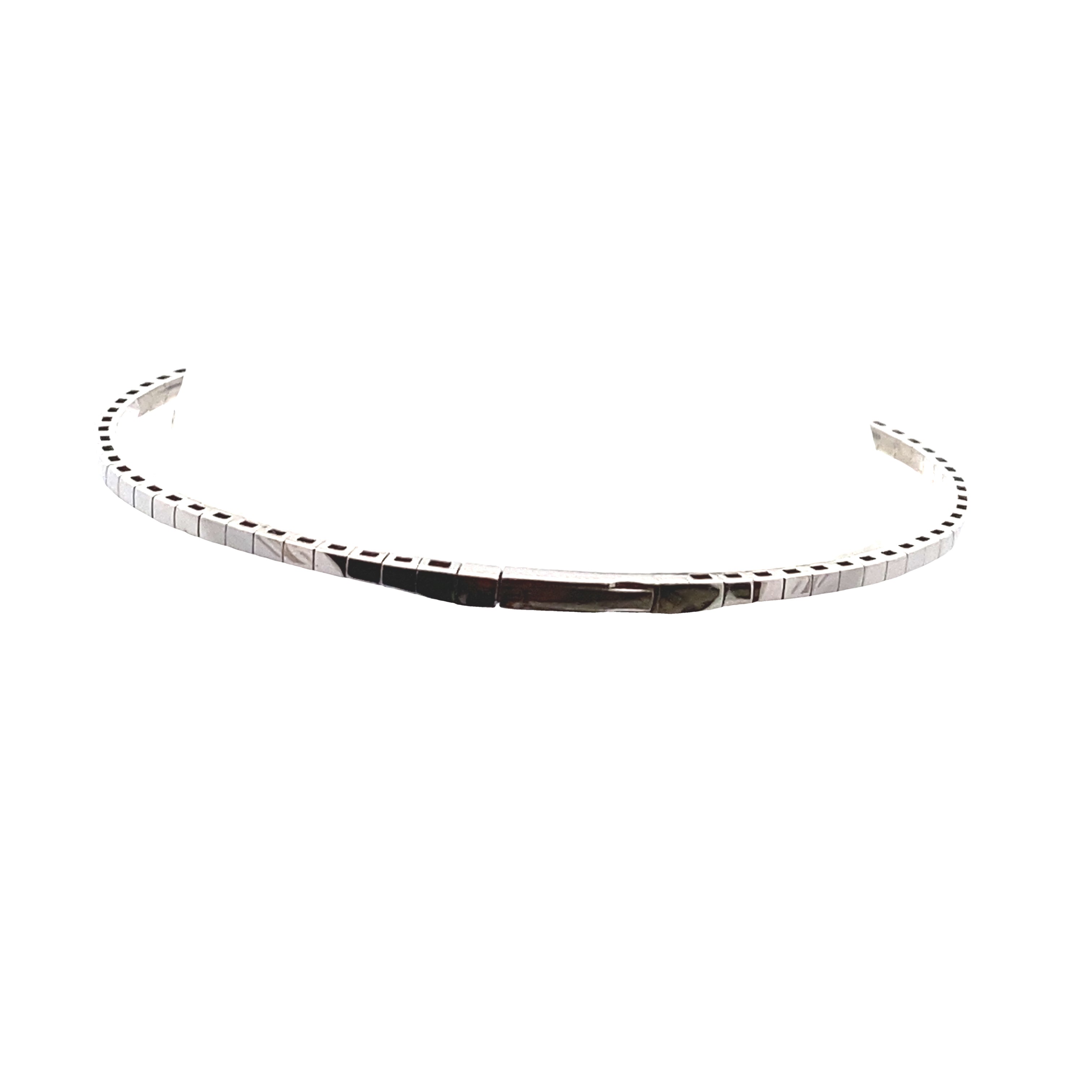 14K WHITE GOLD 1/5 CTW. BANGLE BRACELET