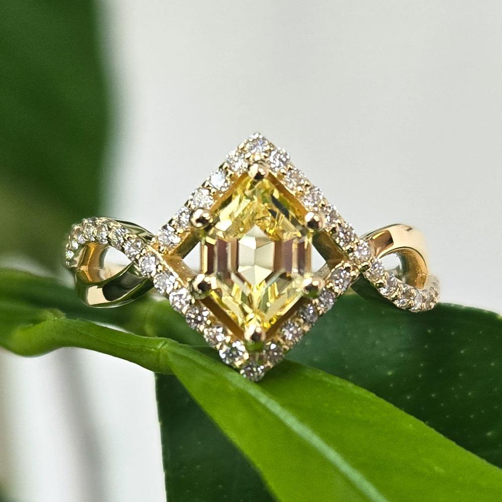 Certified 14K Yellow Gold Hexagonal Yellow Sapphire and Diamond Twist Ring