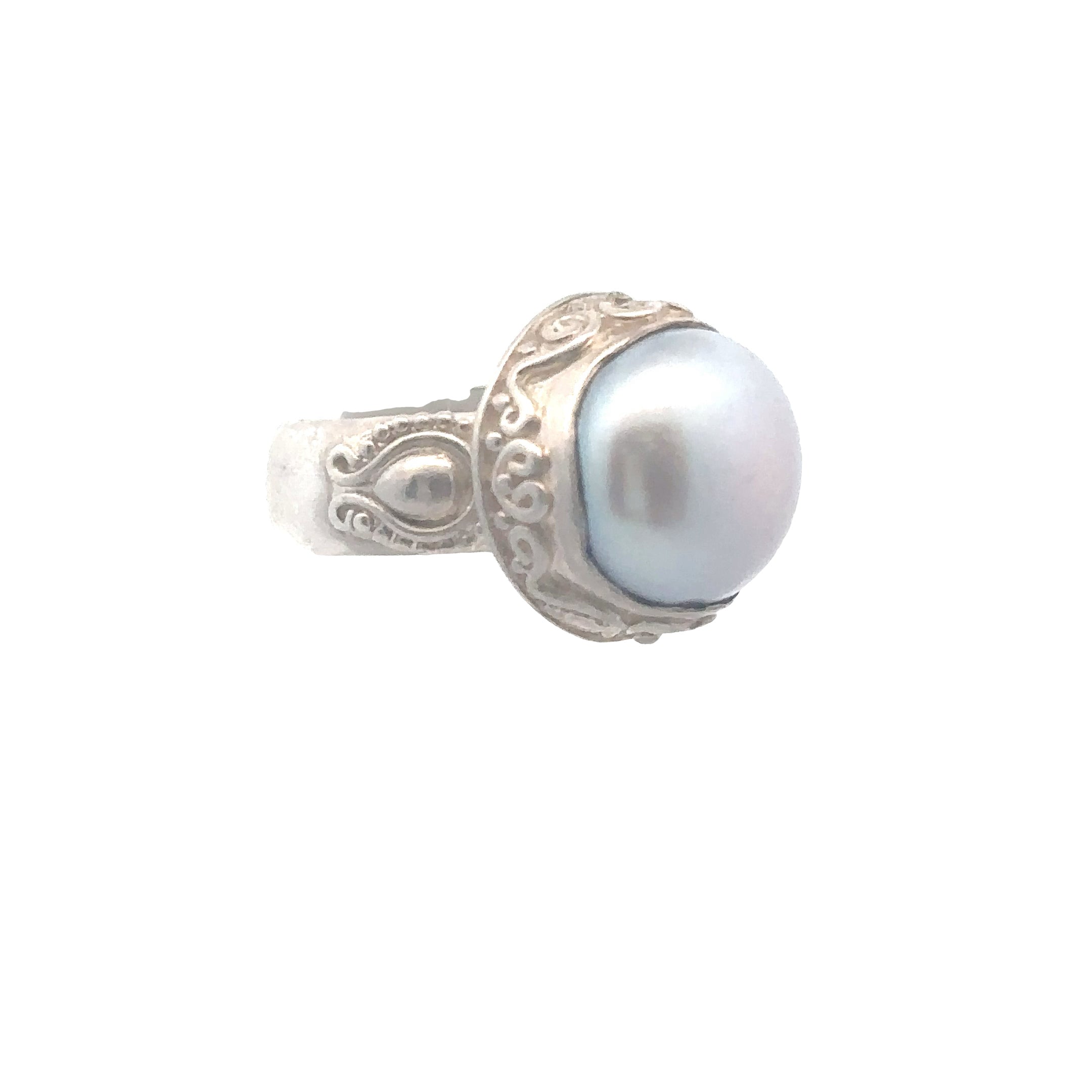 Sterling Silver Vintage-Inspired Pearl Ring