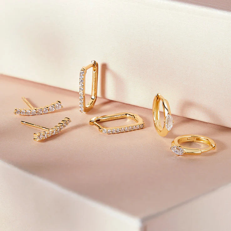 Side View Gold Glam Oval Hoop Earrings