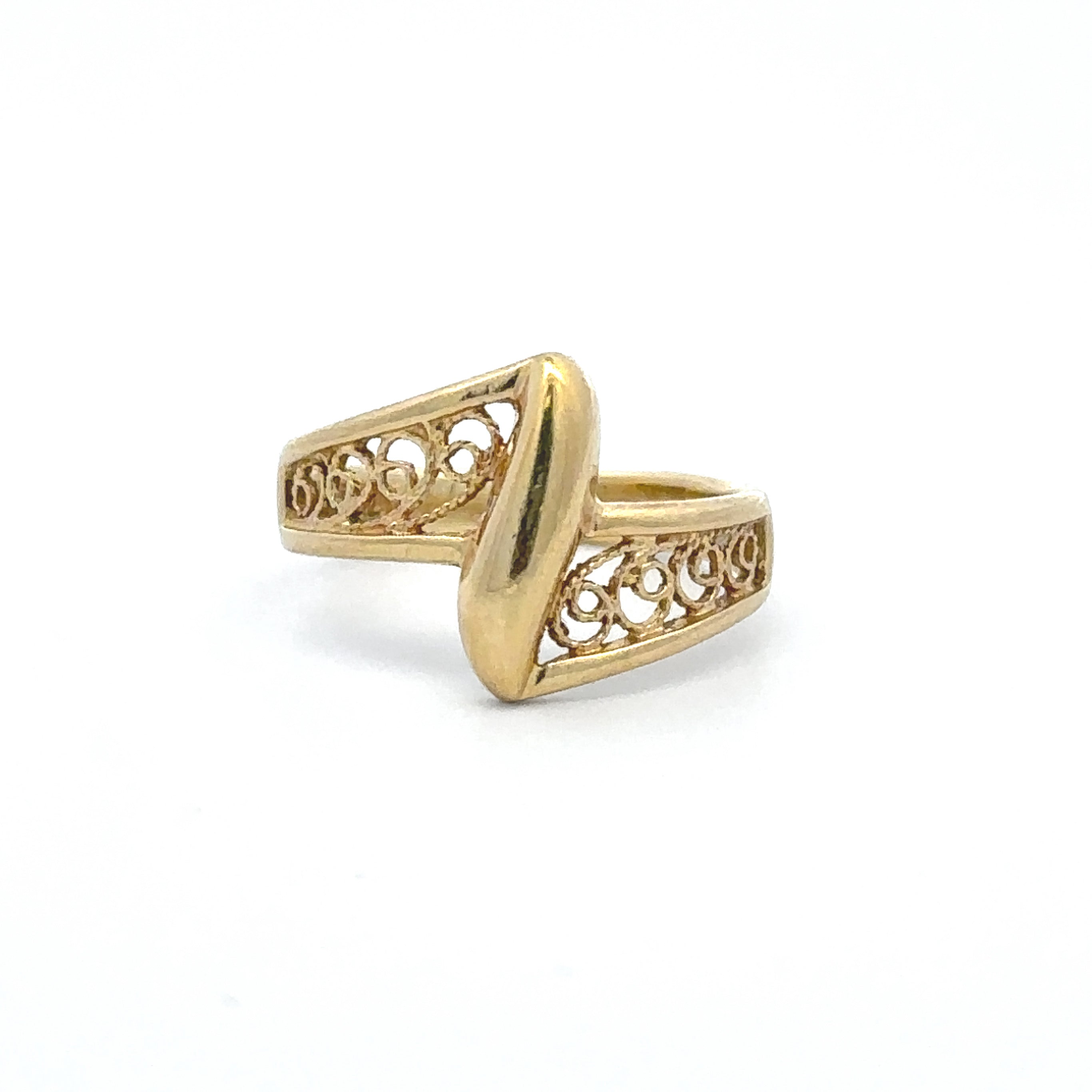 Estate Collection: 14K Yellow Gold Filigree Pinky Ring