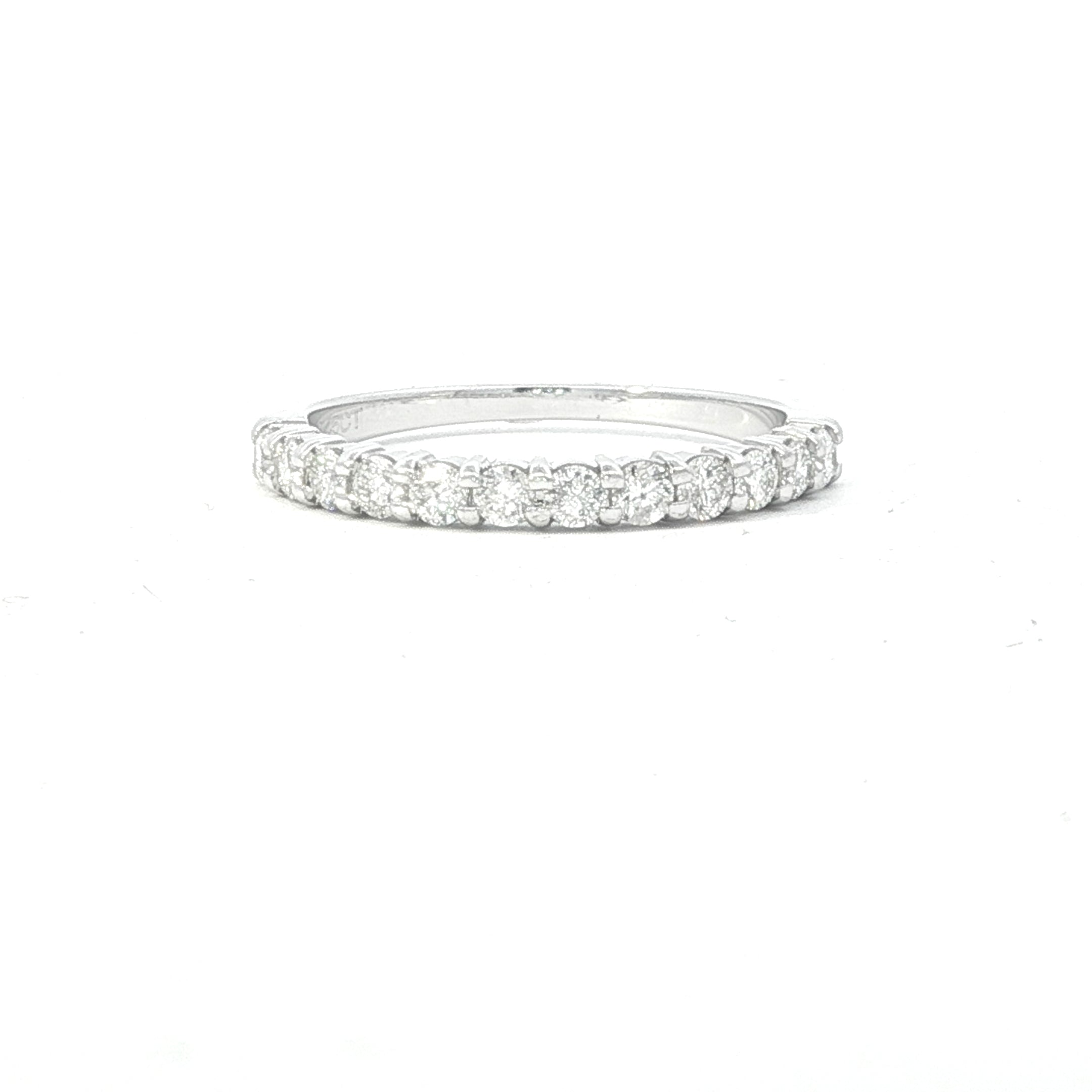 Estate Collection: 14K White Gold 0.50CTW. Natural Diamond Band